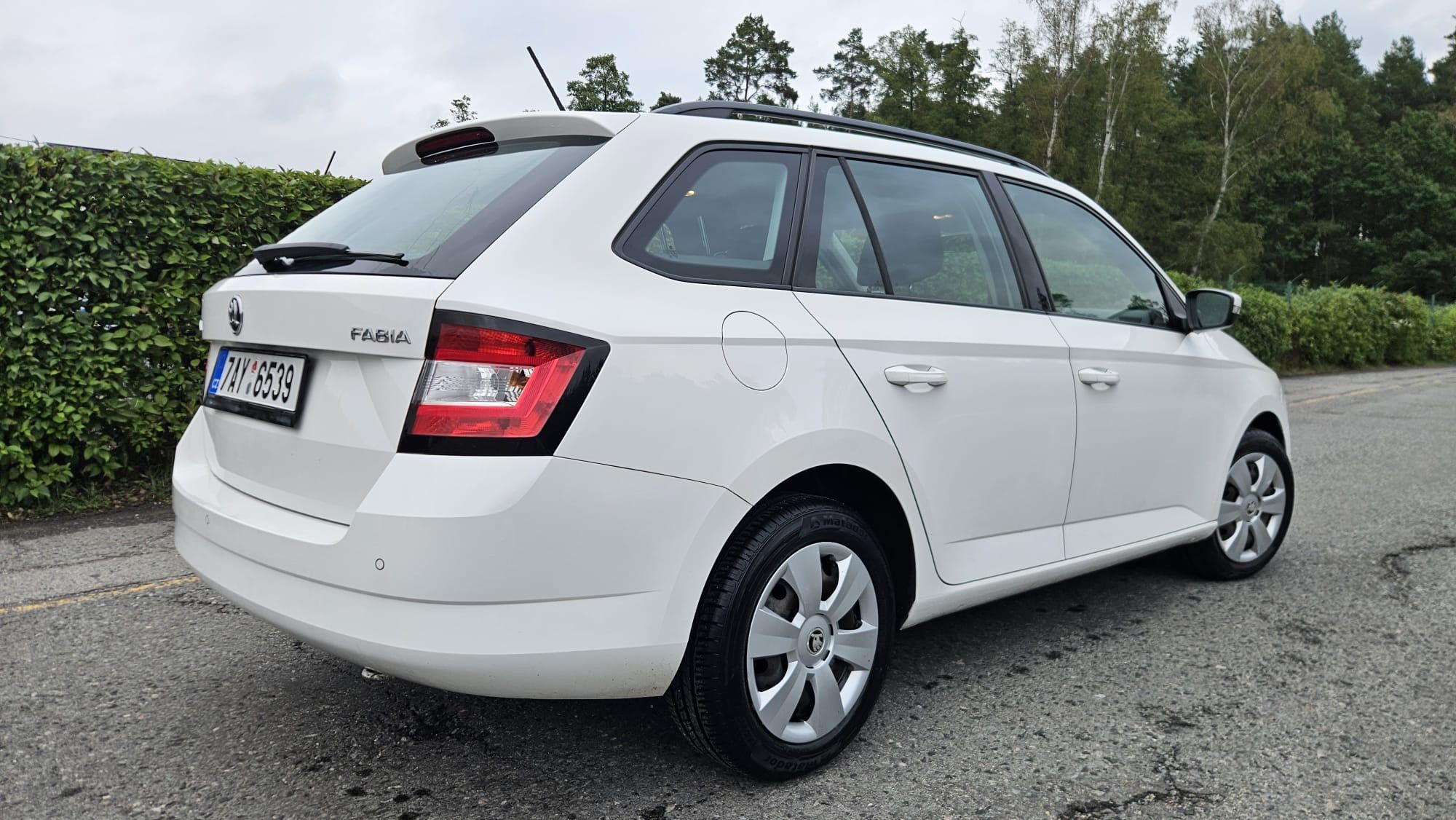 Škoda Fabia, pravidelně servisováno - fotka 3