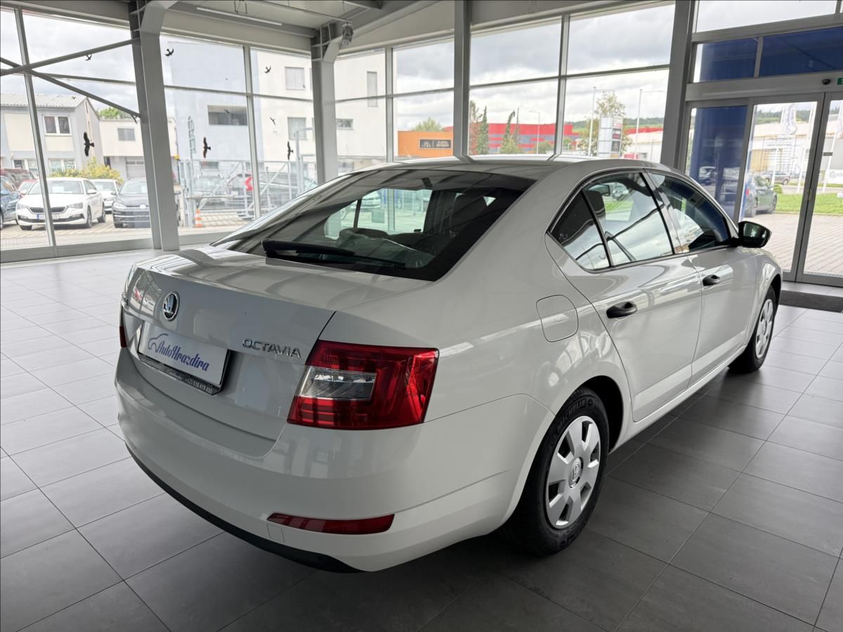 Škoda Octavia, 1,6   TDI 66kW,SERVISKA,2.MAJ, - fotka 6
