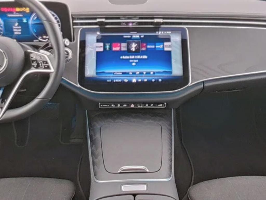 Mercedes-Benz Třídy E, 300 e 4M Avantgarde*360°*Navi* - fotka 5