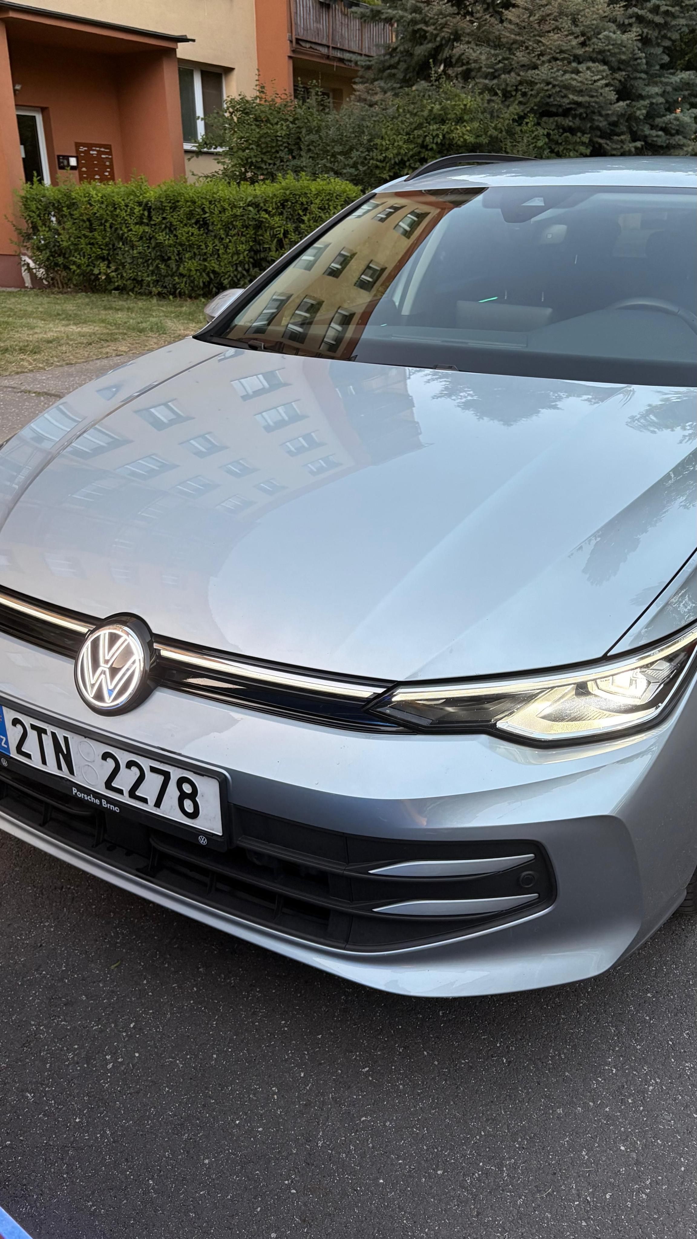 Volkswagen Golf, Volkswagen Golf Variant 1.5 TS - fotka 2