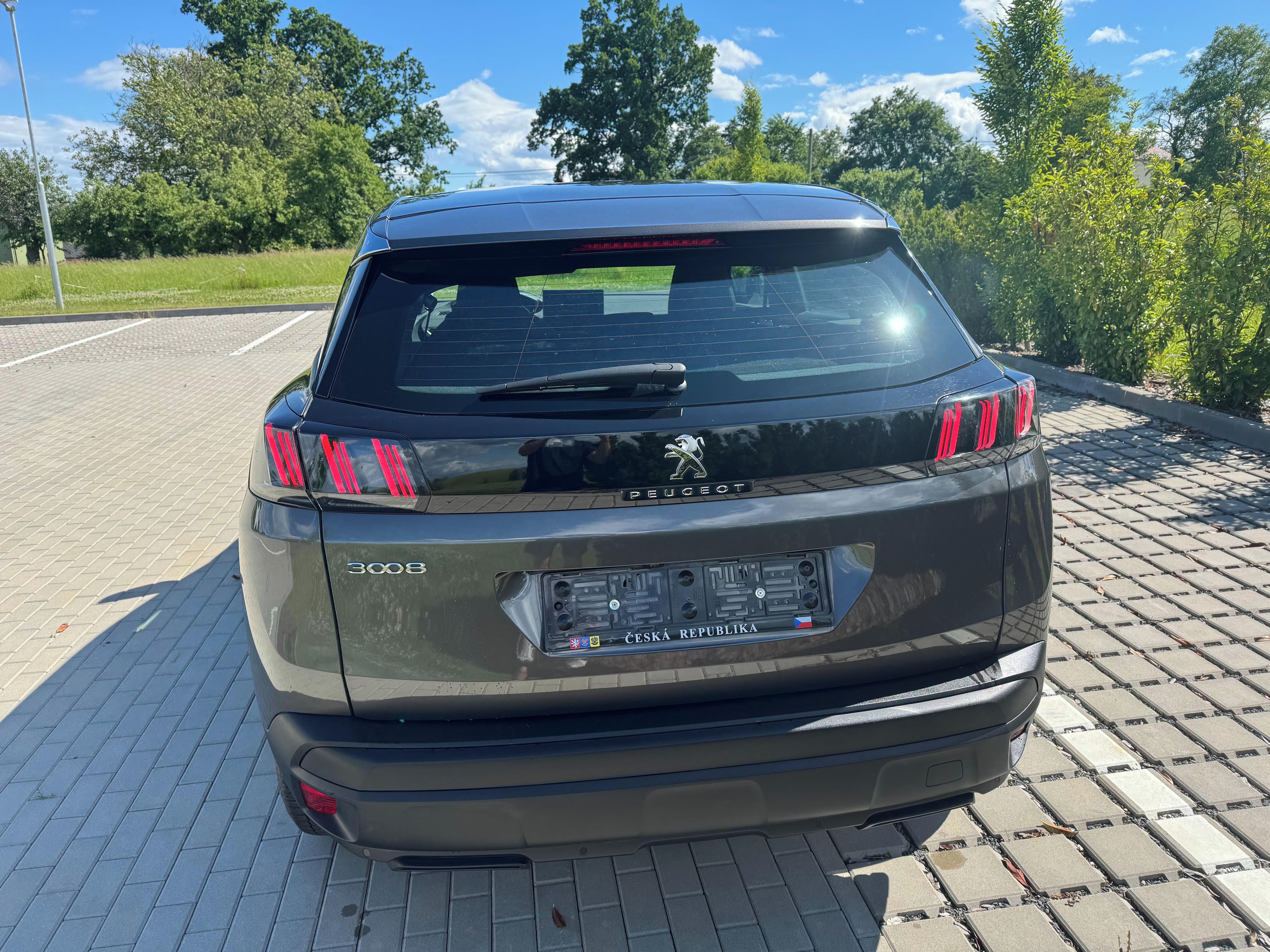 Peugeot 3008, 1.2Active pack,automat,kamera - fotka 6