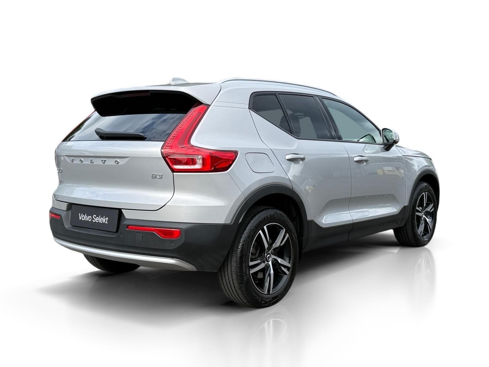 Volvo XC40, B3 FWD // CORE // 1. maj. //ČR - fotka 6
