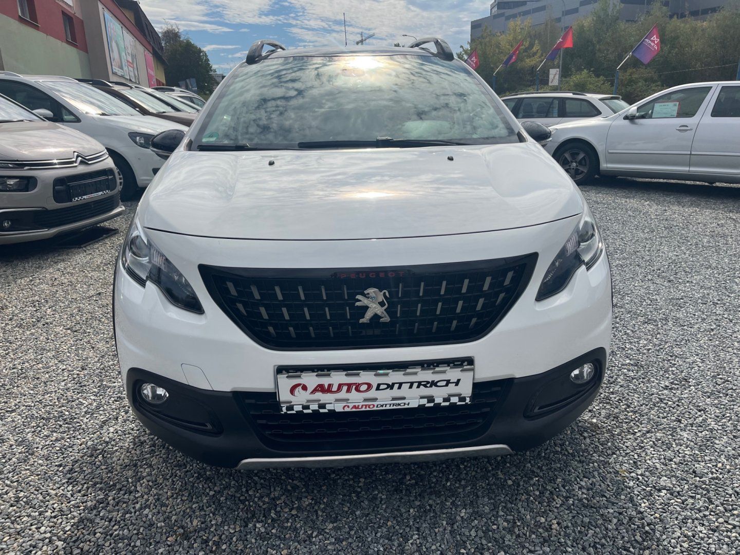 Peugeot 2008, 1.2 PT GT - fotka 3