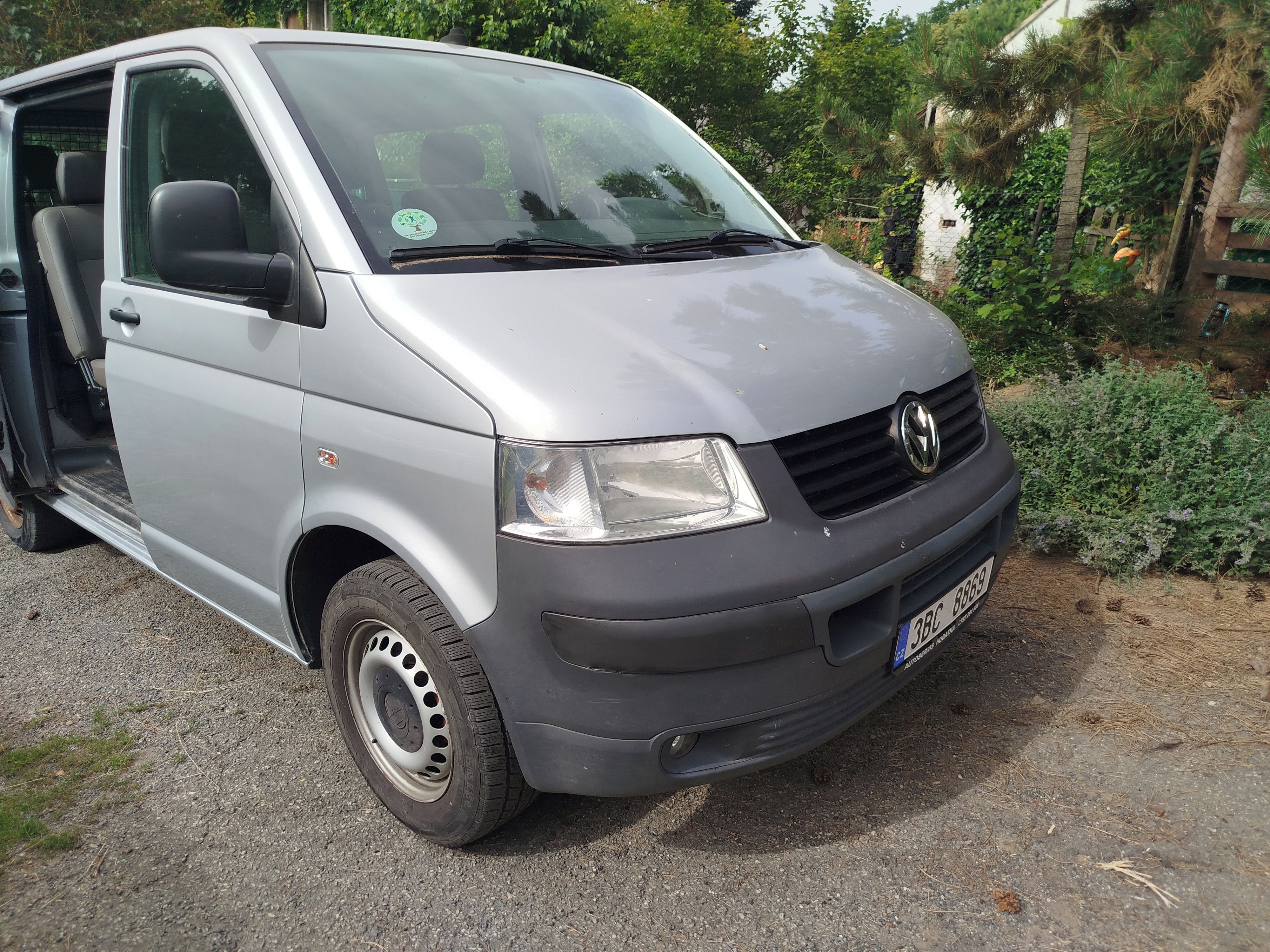 Volkswagen Transporter, Caravelle 2.5 TDi, 4x4, 9 míst - fotka 3