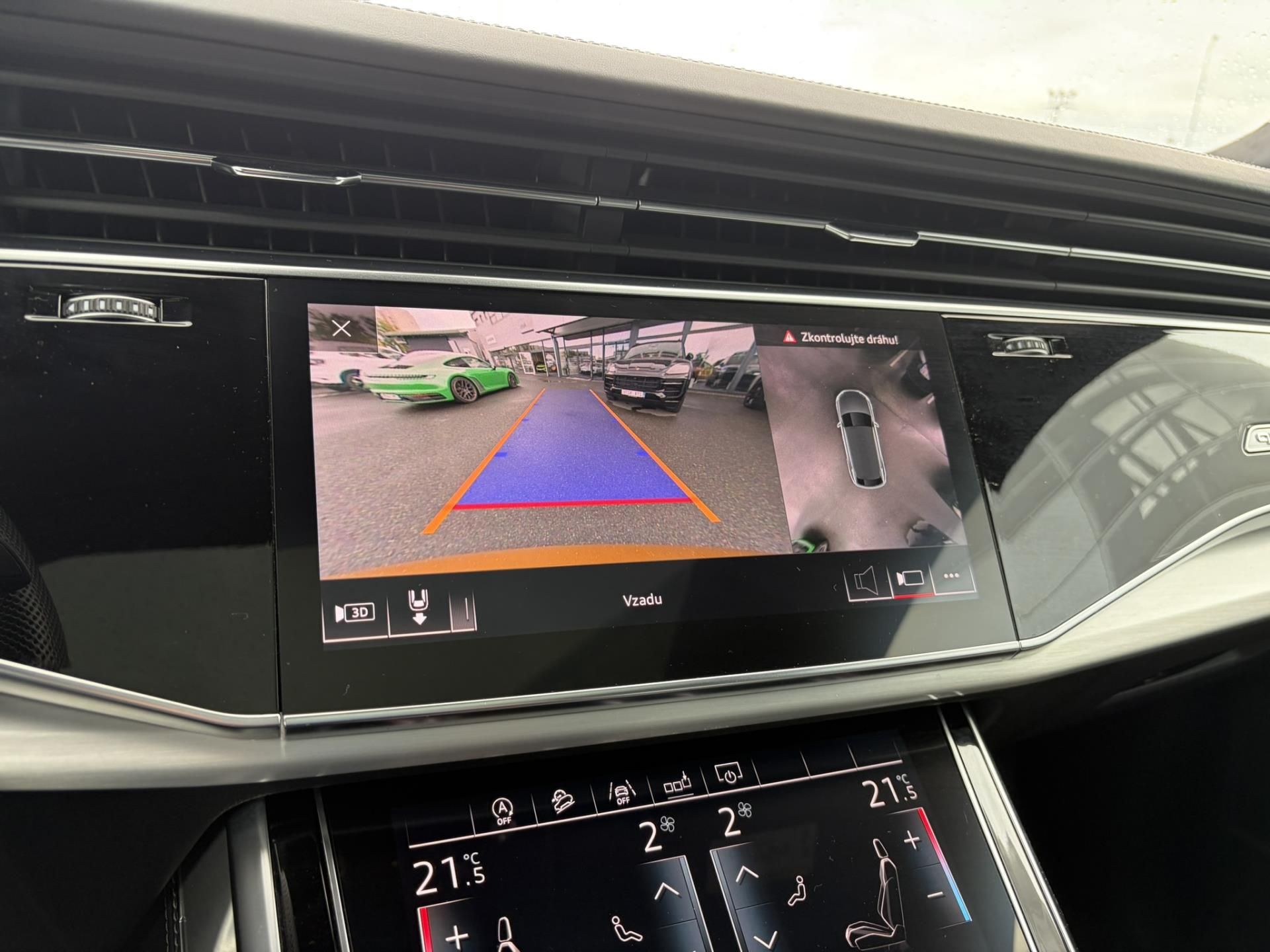 Audi Q8, 3.0TDi 210kW S-Line - fotka 6