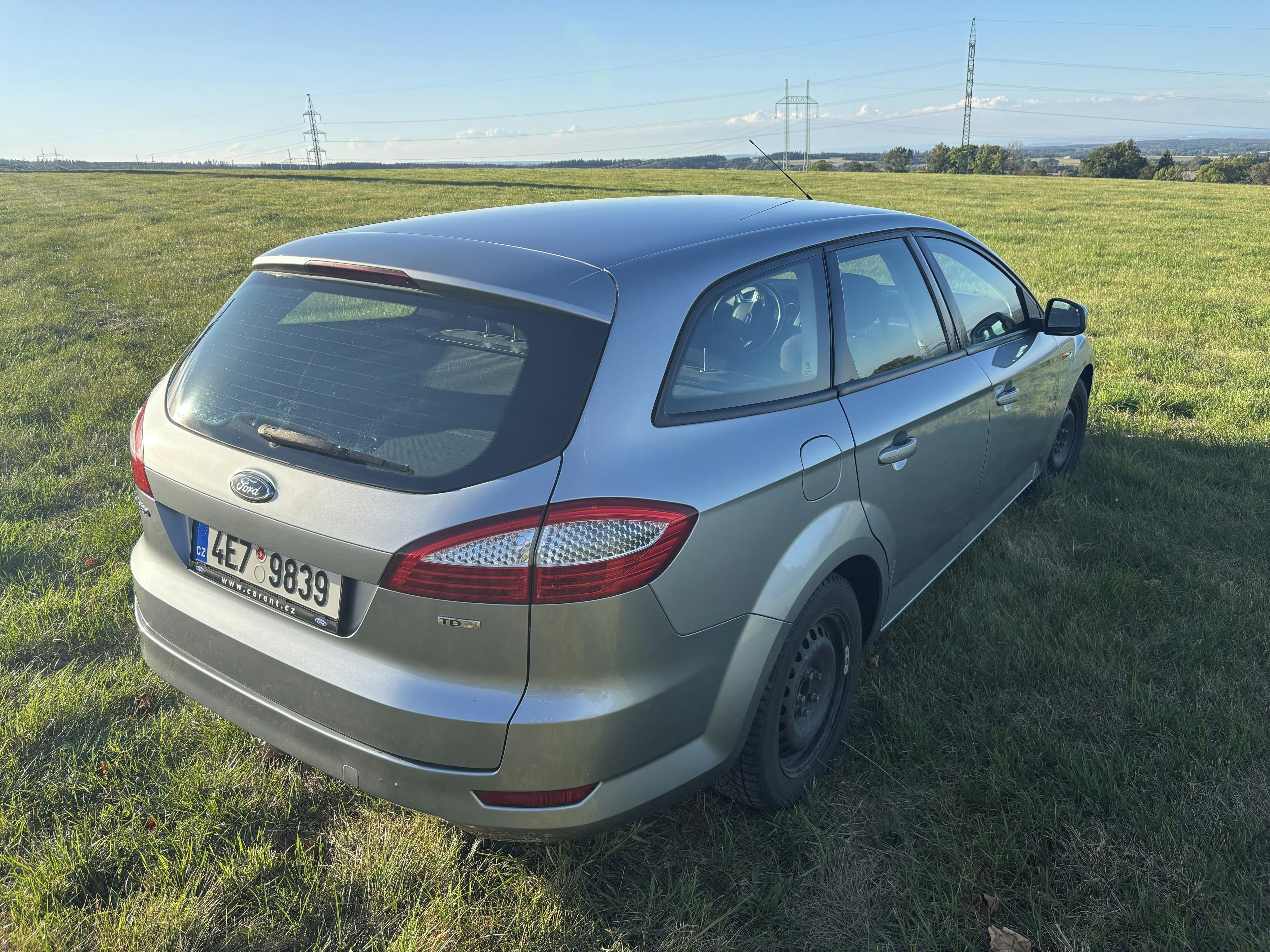Ford Mondeo, Kombi MK4 (nová STK) - fotka 3