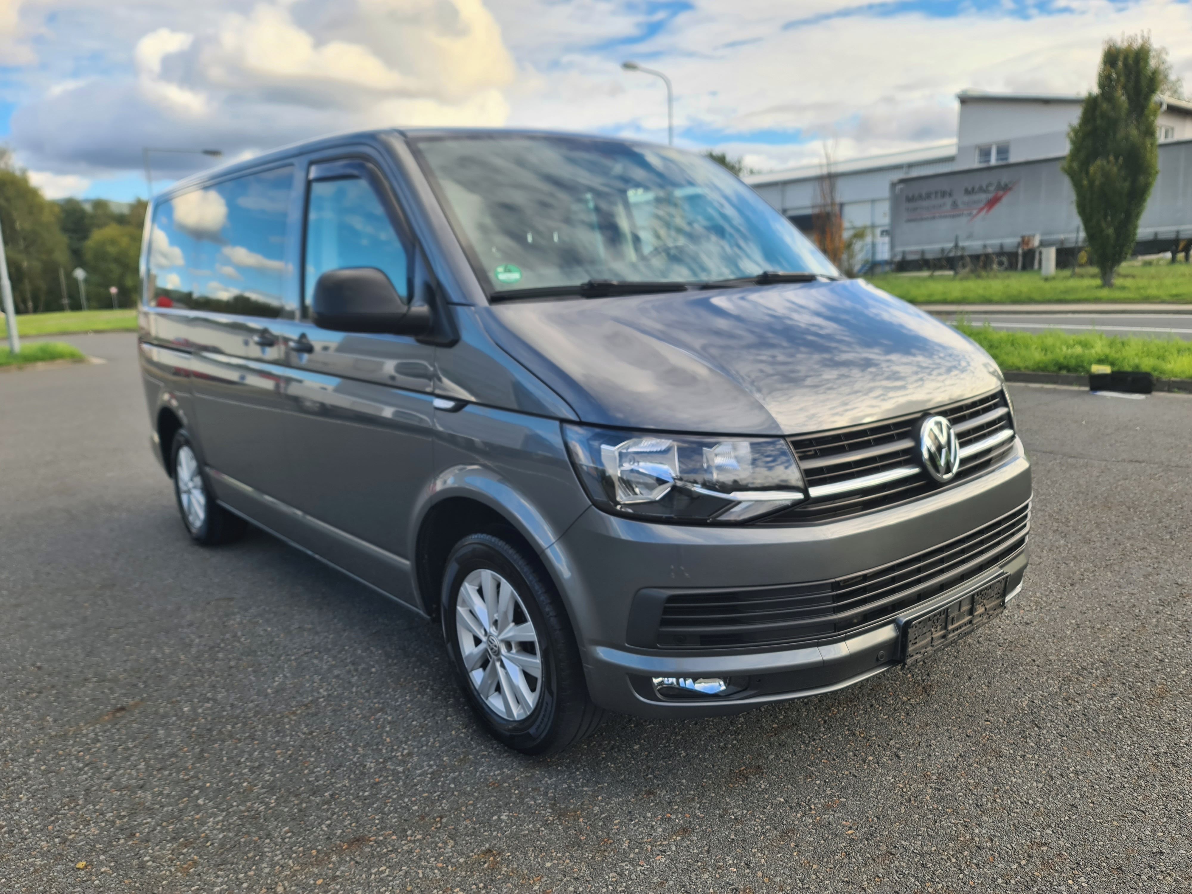 Volkswagen Multivan, T6 2.0 TDi 110-KW DSG STOLEK - fotka 5