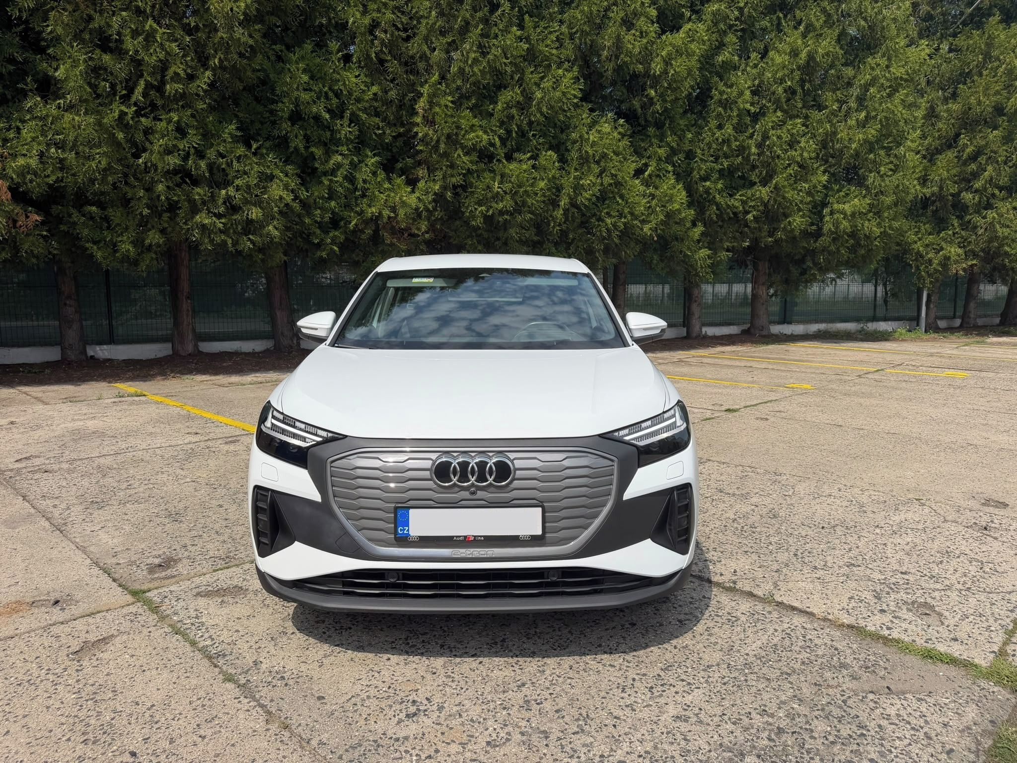 Audi Q4 e-tron, Tepelko, Soh 94,5%, nebourané - fotka 3