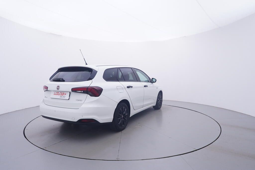 Fiat Tipo, Street 1.4 16V 70 kW - fotka 5
