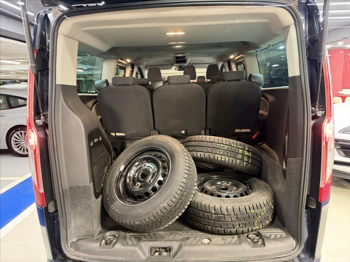 Ford Tourneo Custom, 2,2 TDCi  Titanium - fotka 5