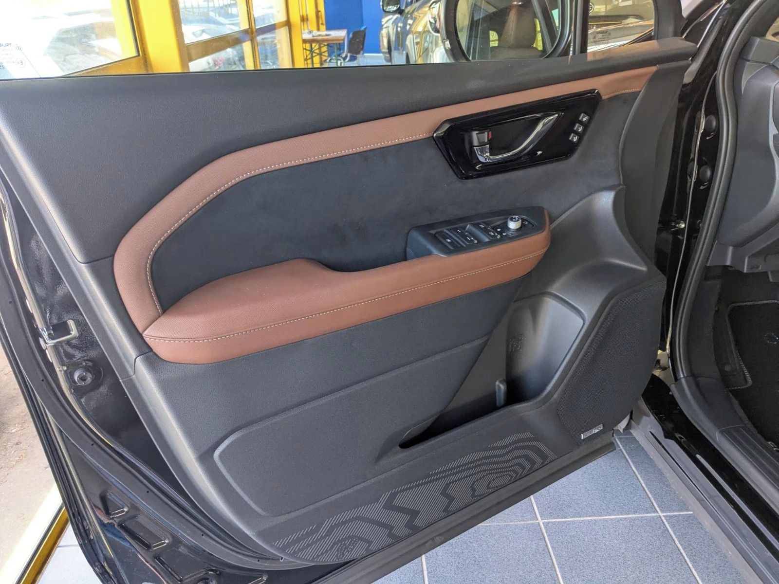 Subaru Forester, 2,0ie Platinum*8letZáruka - fotka 6