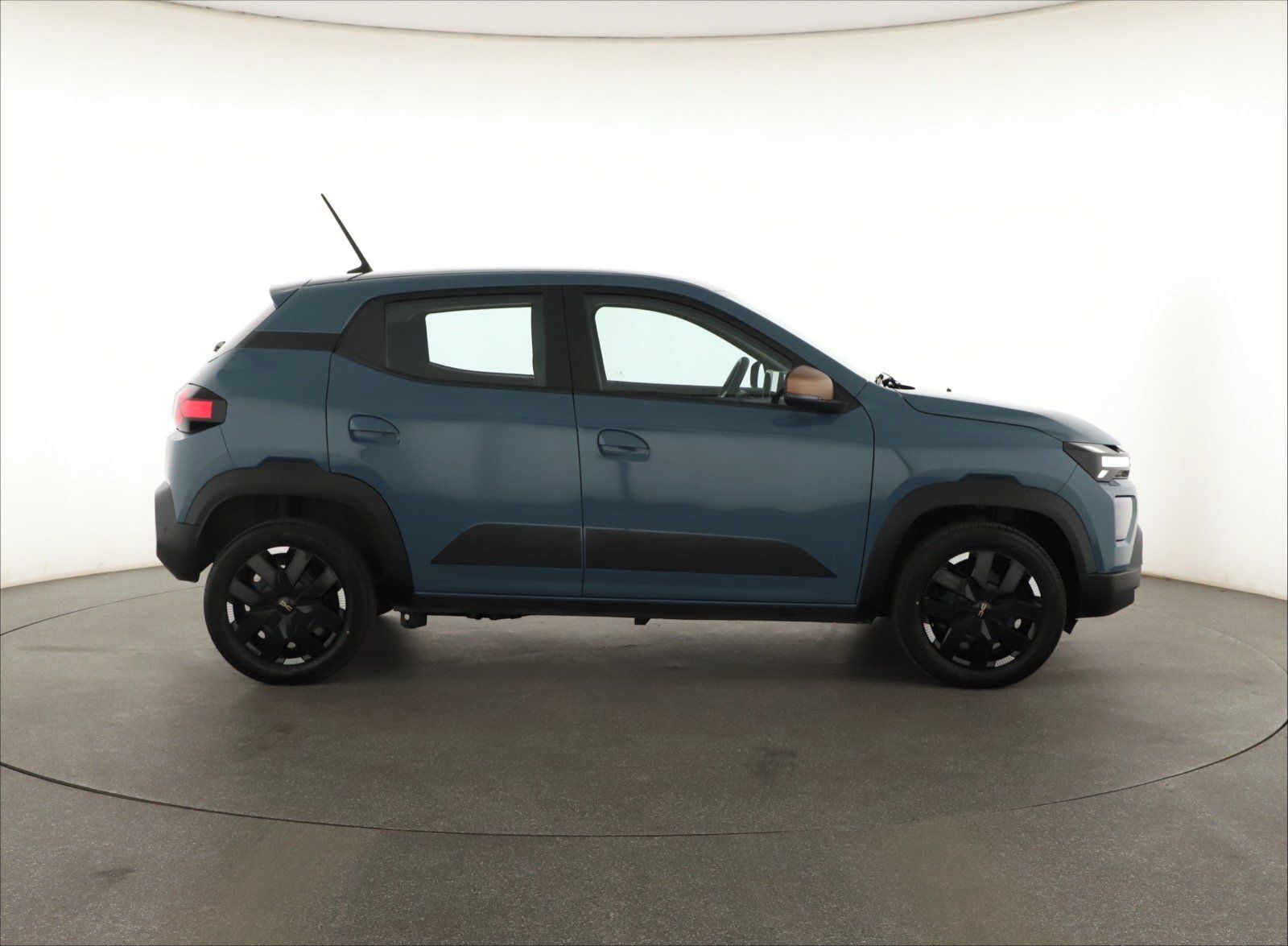 Dacia Spring, Electric 65 (27 kWh), SoH 96% - fotka 6
