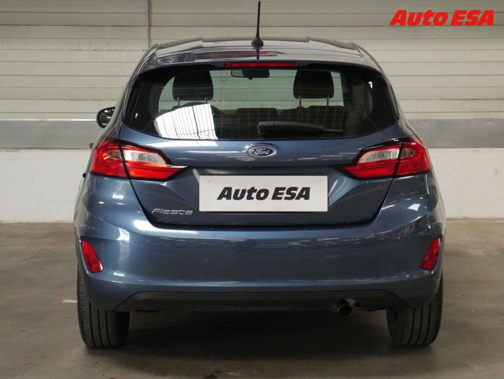 Ford Fiesta, 1.0i,1.maj,ČR,LED,AC - fotka 5