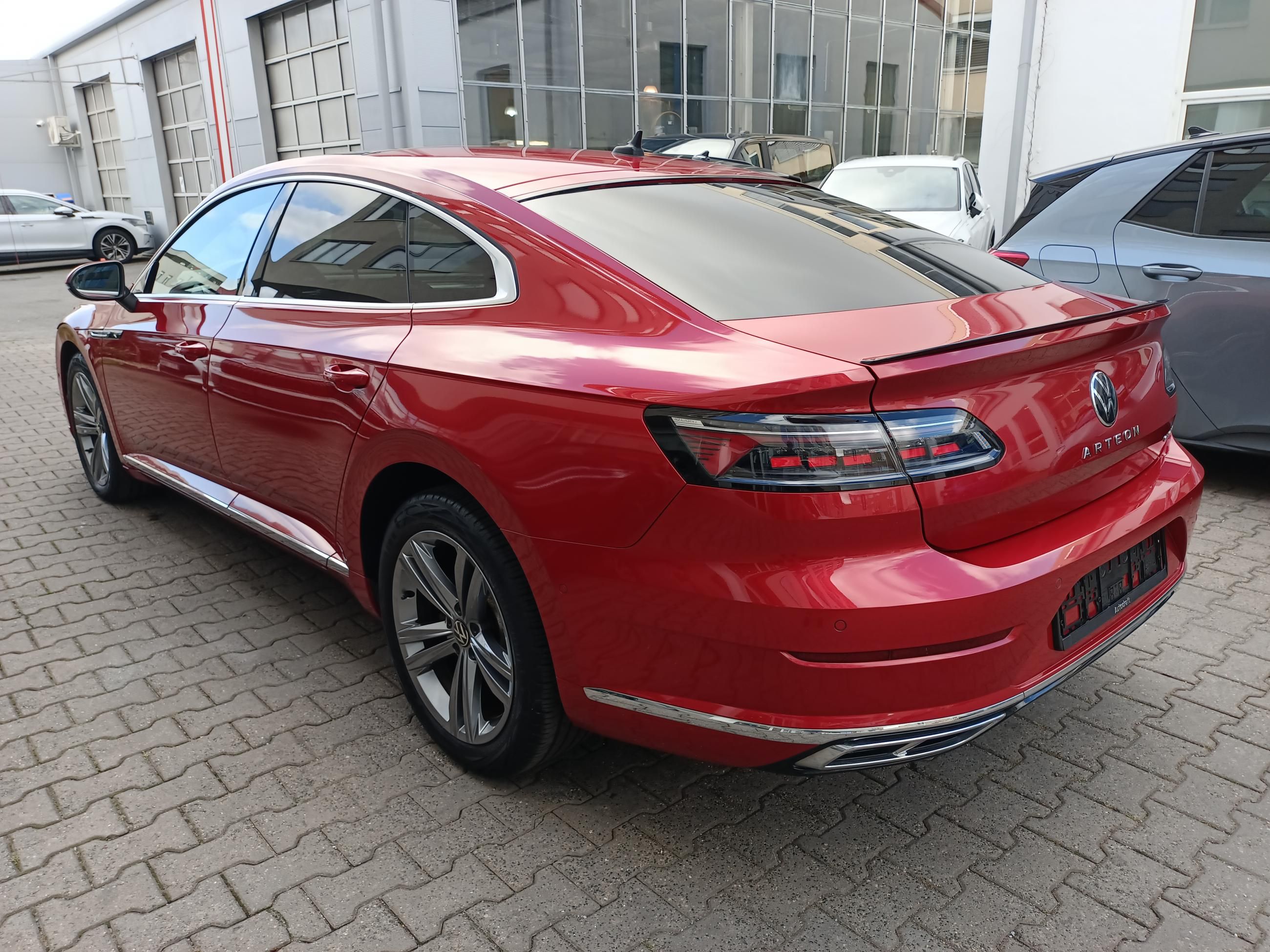 Volkswagen Arteon, R-Line 1.4 TSI eHybrid 160kW - fotka 5