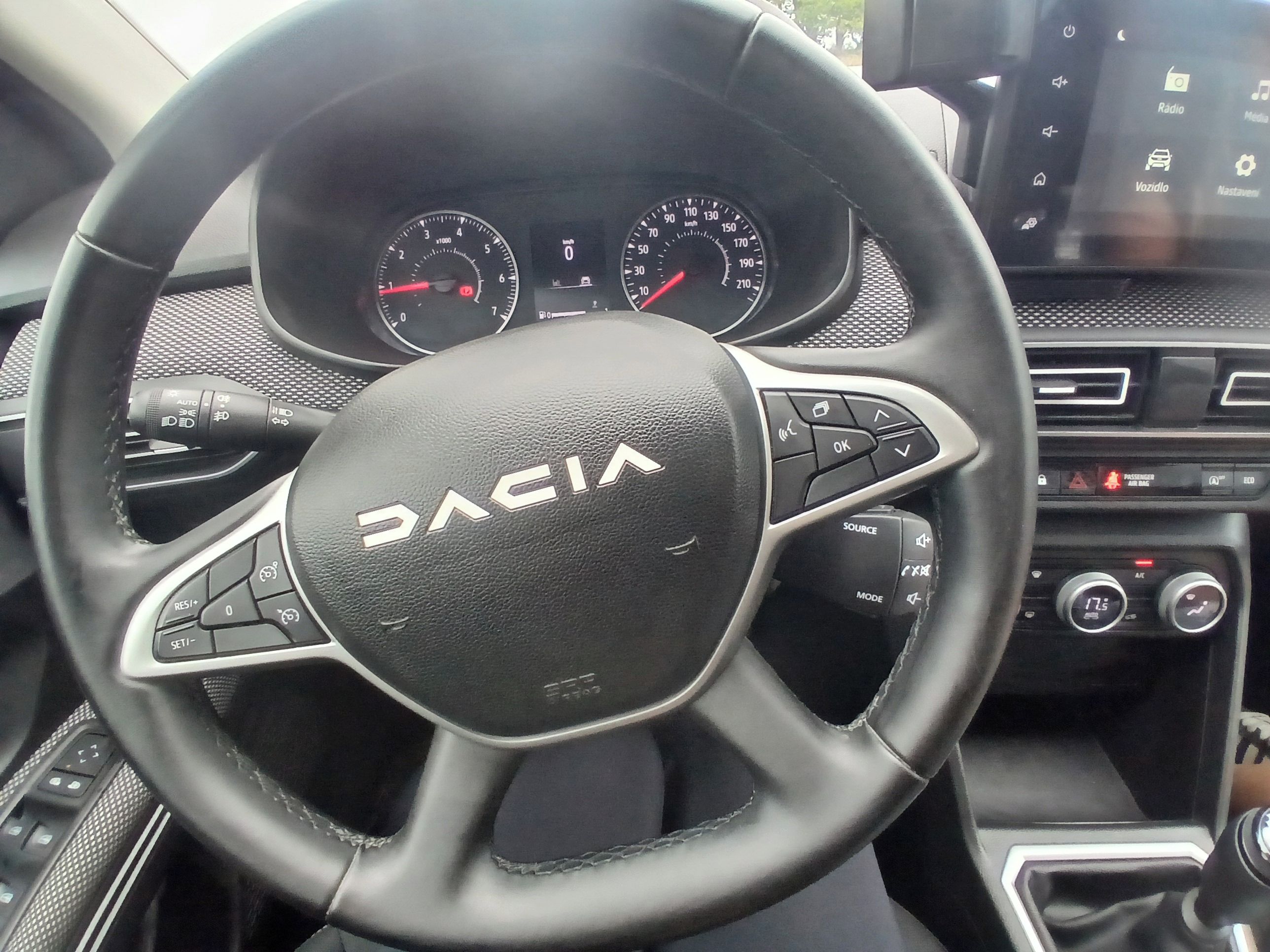 Dacia Jogger, 1.0 TCI servisováno do 2029 - fotka 3