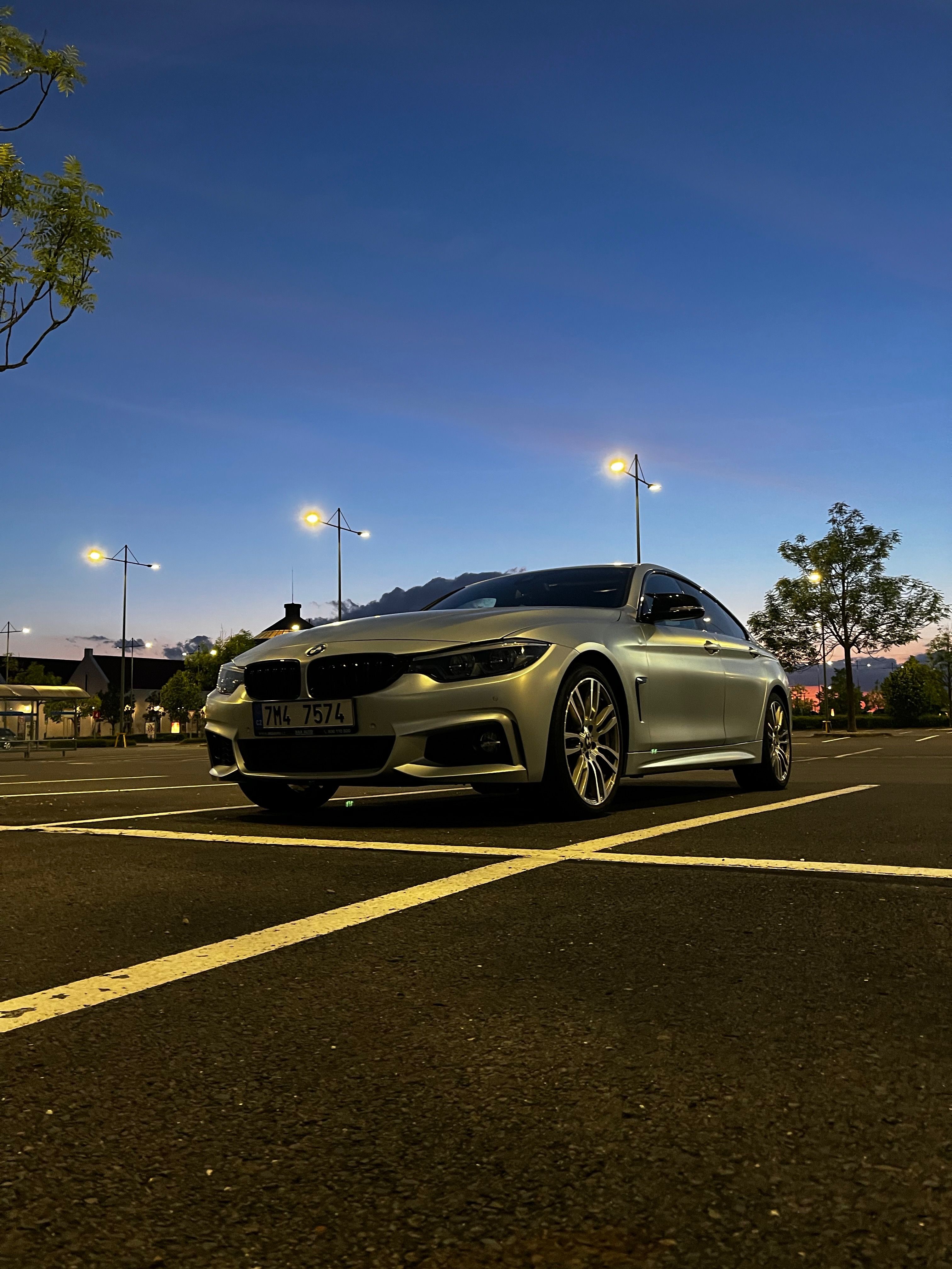 BMW Řada 4, BMW 430i gran coupe