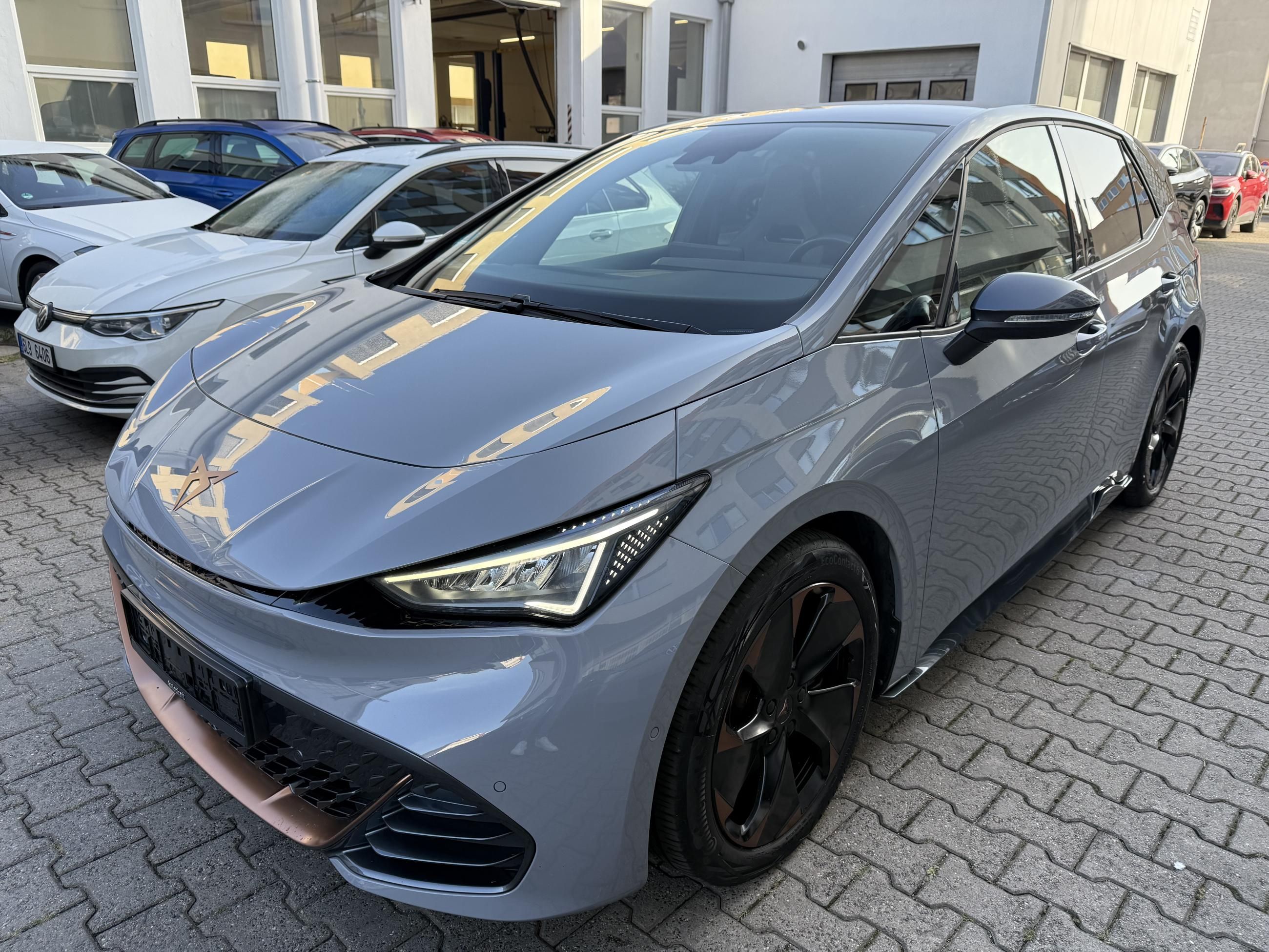 Cupra Born, Born 150kW / 2x sada ALU 19'' - fotka 4