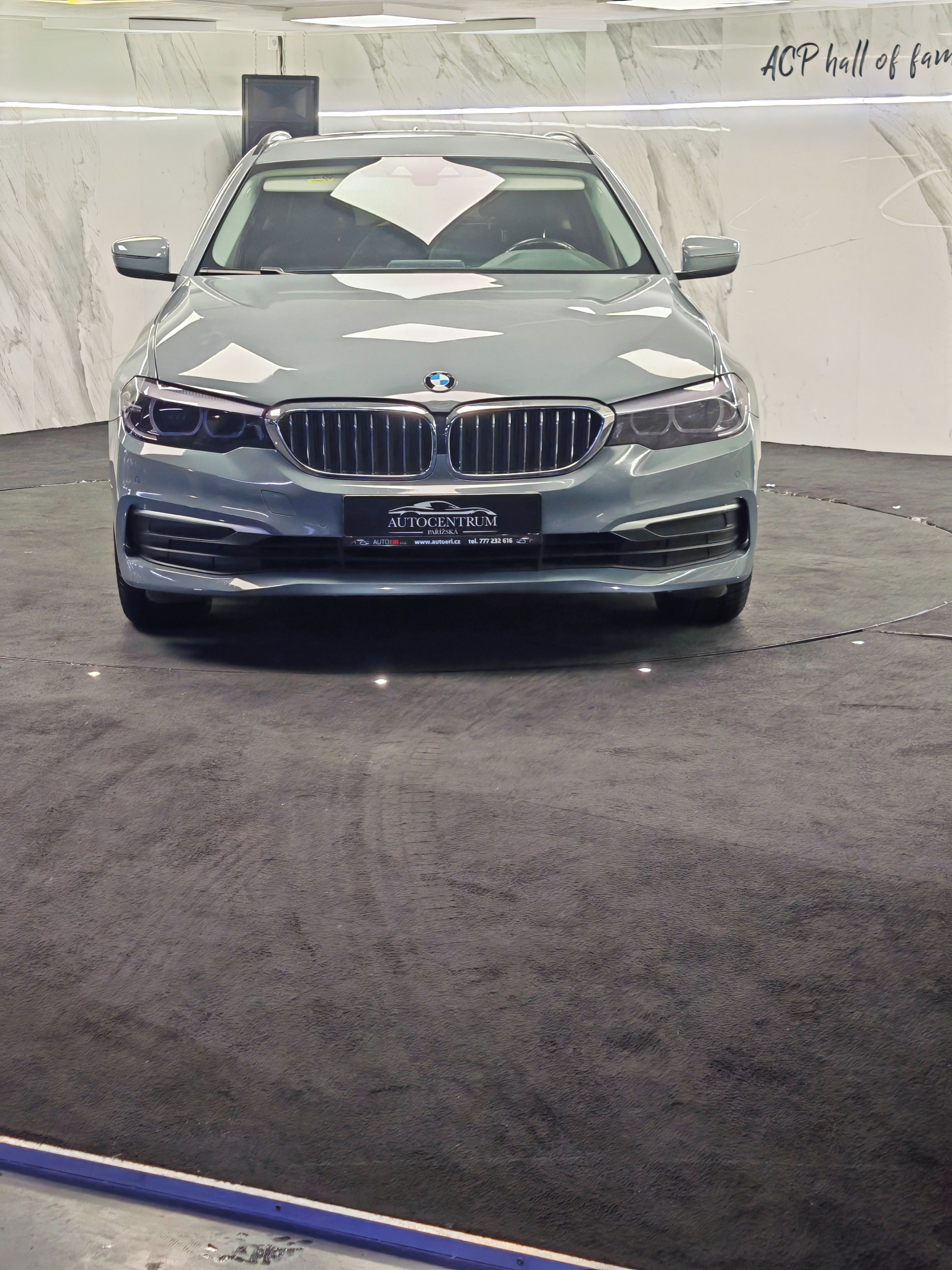 BMW Řada 5, Bmw 525d g31 2018 - fotka 3