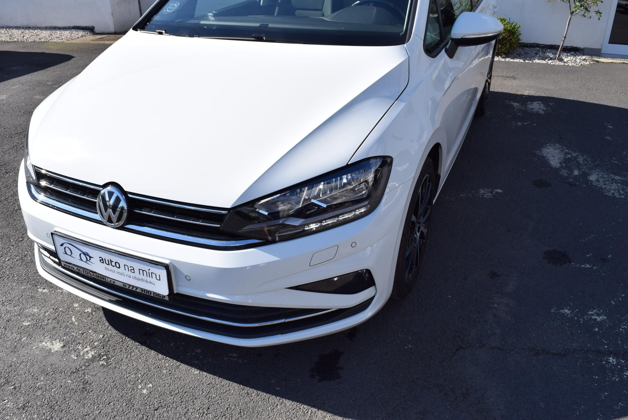 Volkswagen Golf Sportsvan, 1.5TSI 96kw EVO 130 TAŽNÉ APP - fotka 2