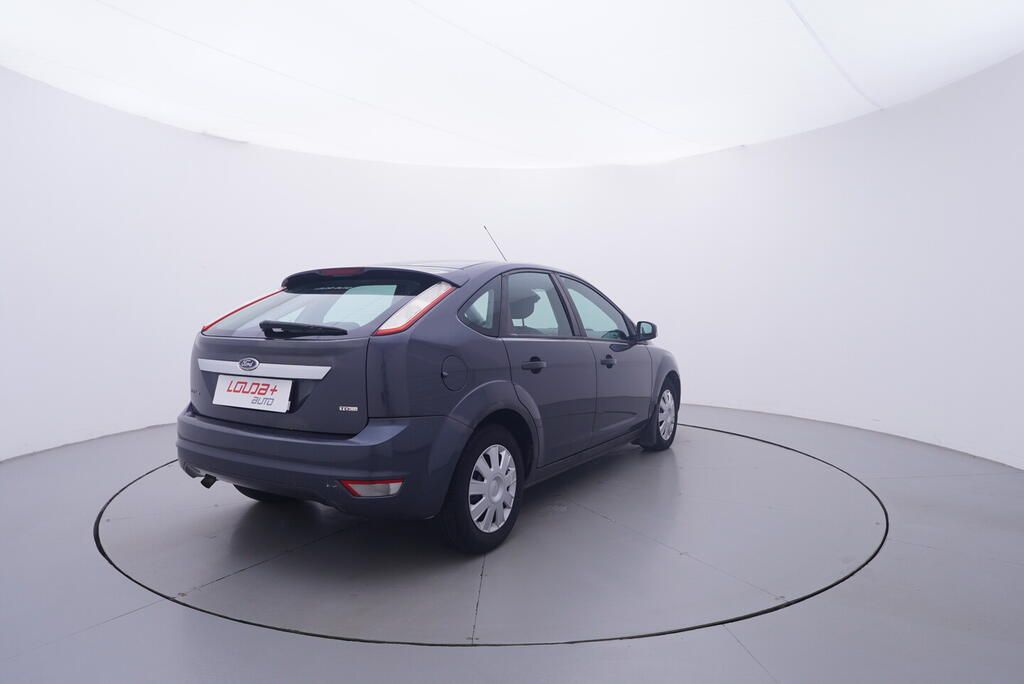 Ford Focus, Trend 1.6 TDCi 82 kW - fotka 5