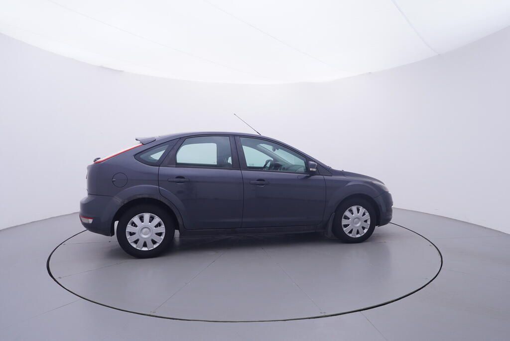 Ford Focus, Trend 1.6 TDCi 82 kW - fotka 6