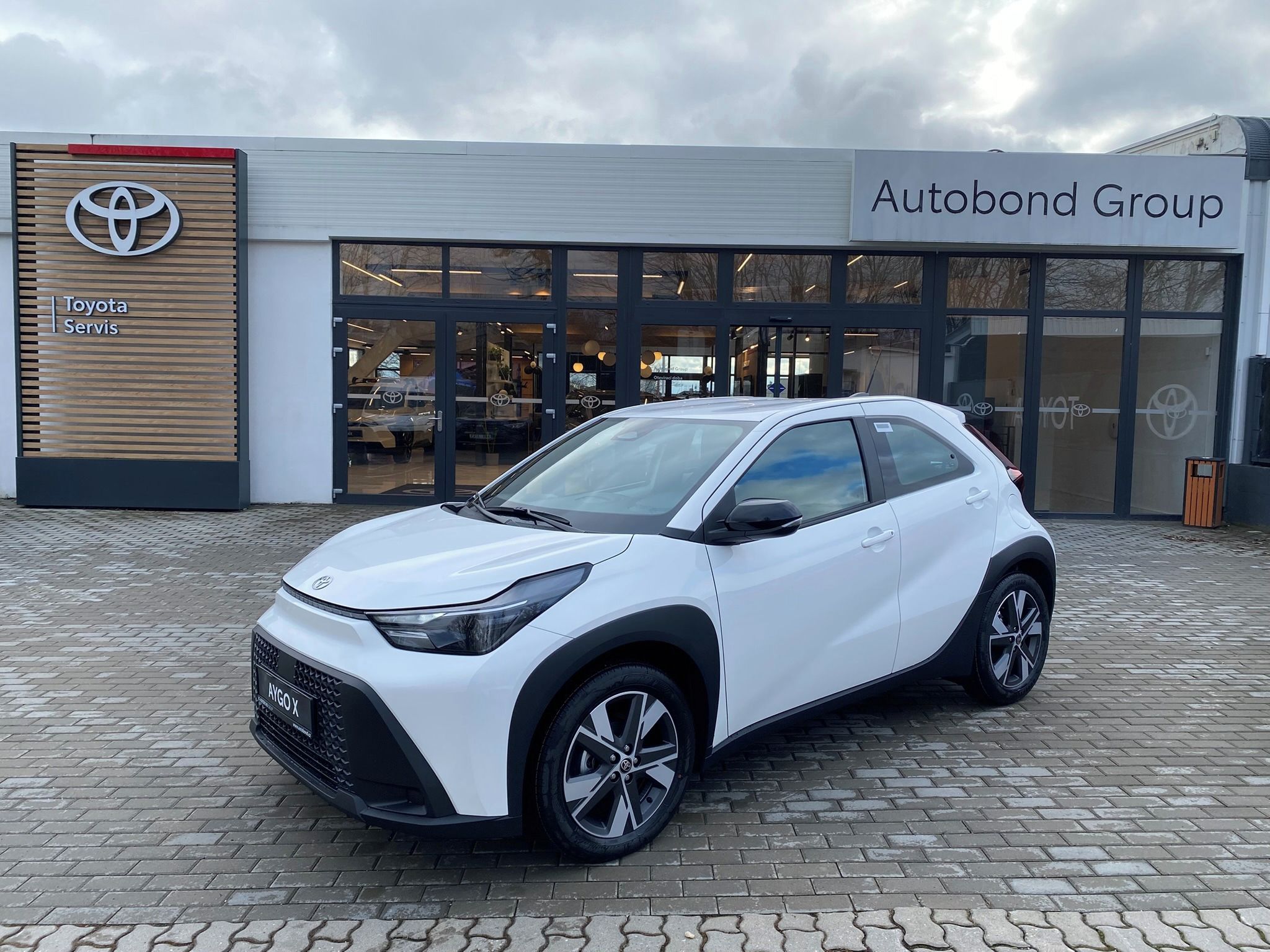 Toyota Aygo, 1.5 HEV COMFORT