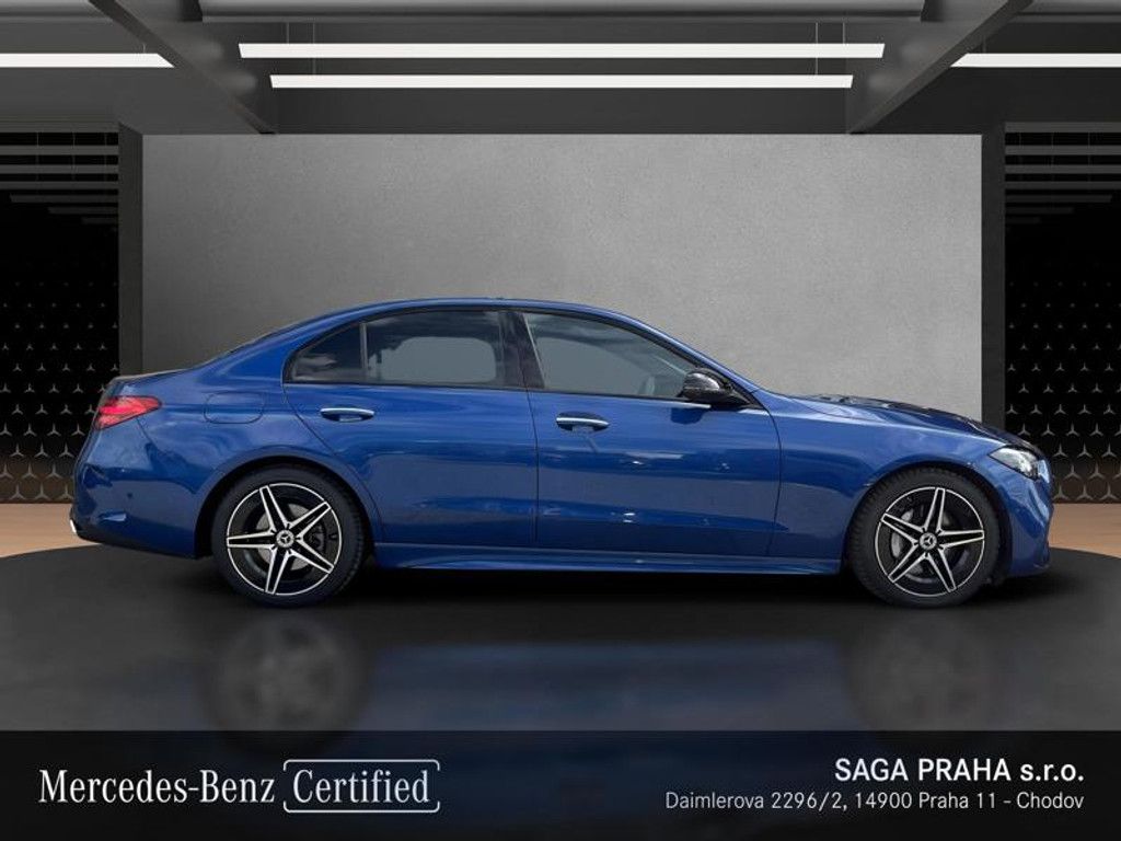Mercedes-Benz Třídy C, C-Třída 220 d 4MATIC AMG Night - fotka 3