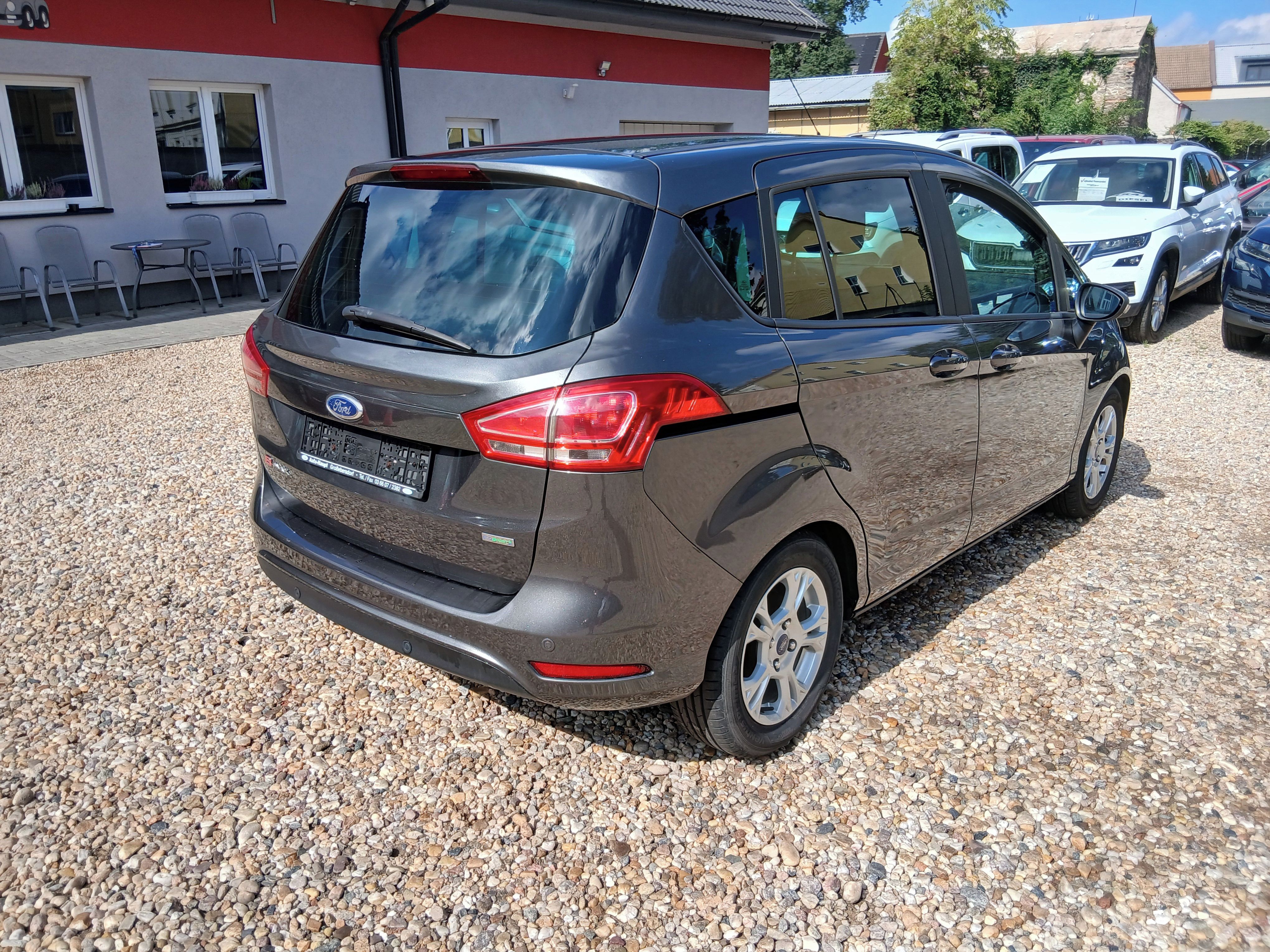Ford B-MAX, 1.0i 74KW +Zimní kola - fotka 5
