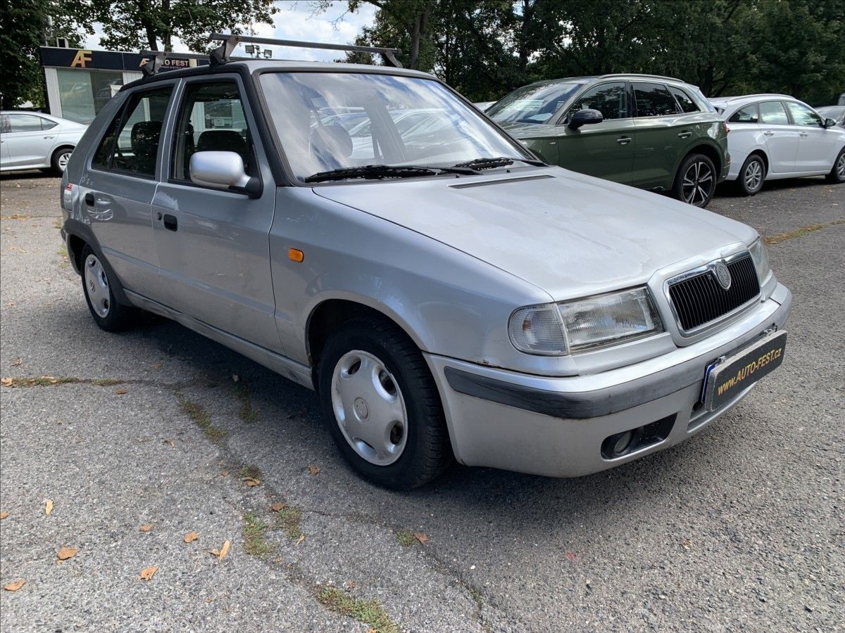 Škoda Felicia, 1,3 LXi - RUČNÍ ŘÍZENÍ - fotka 3