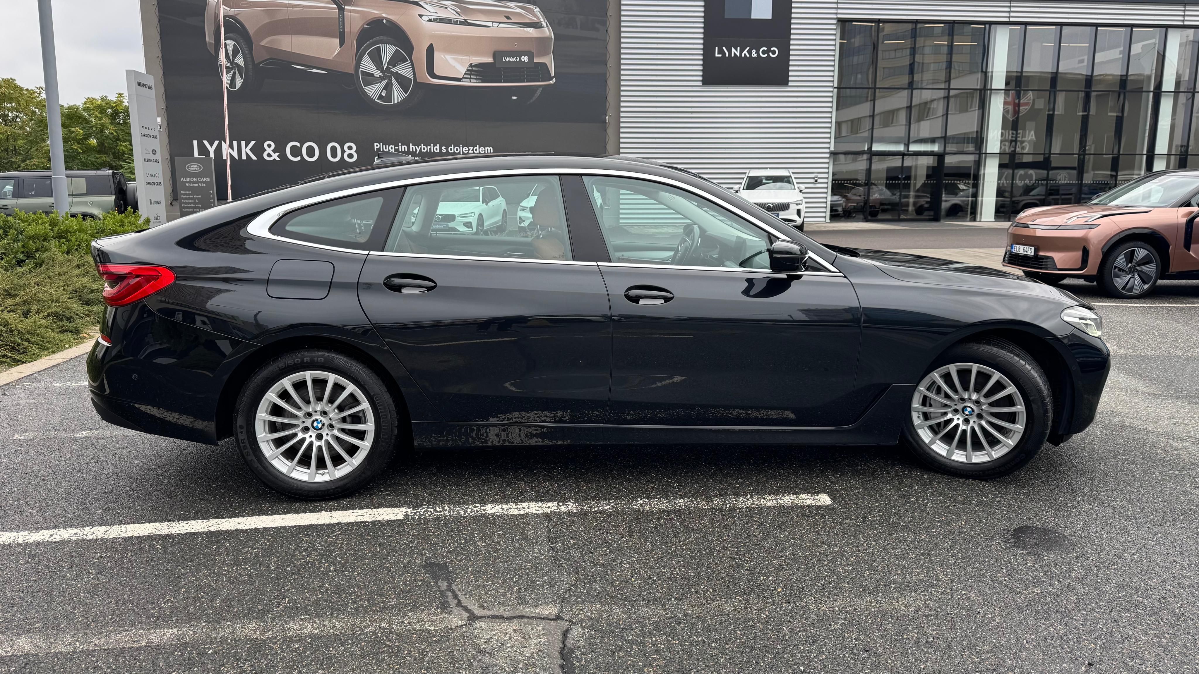 BMW Řada 6, 640i GT, ČR, servisováno - fotka 3