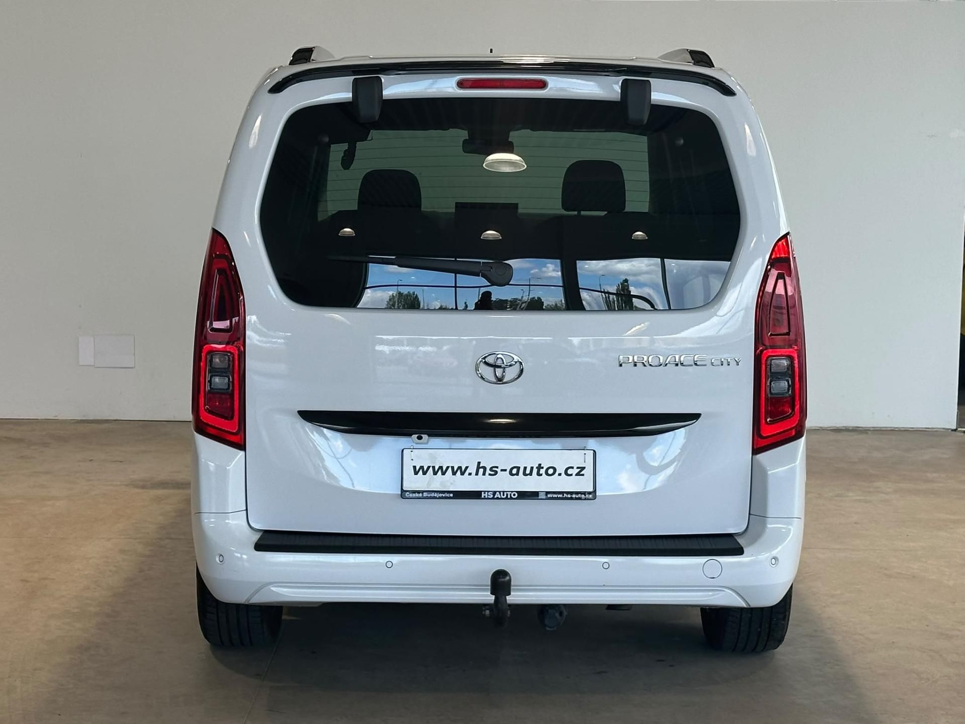 Toyota Proace City Verso, 1,5D,Long Family,130HP,ČR,DPH - fotka 5