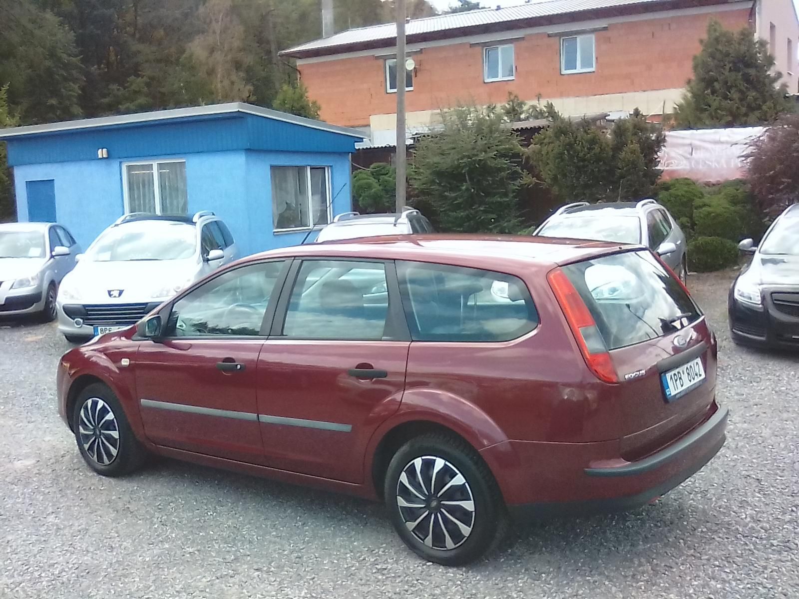 Ford Focus, 2.0i 16V combi, 2majitel - fotka 6