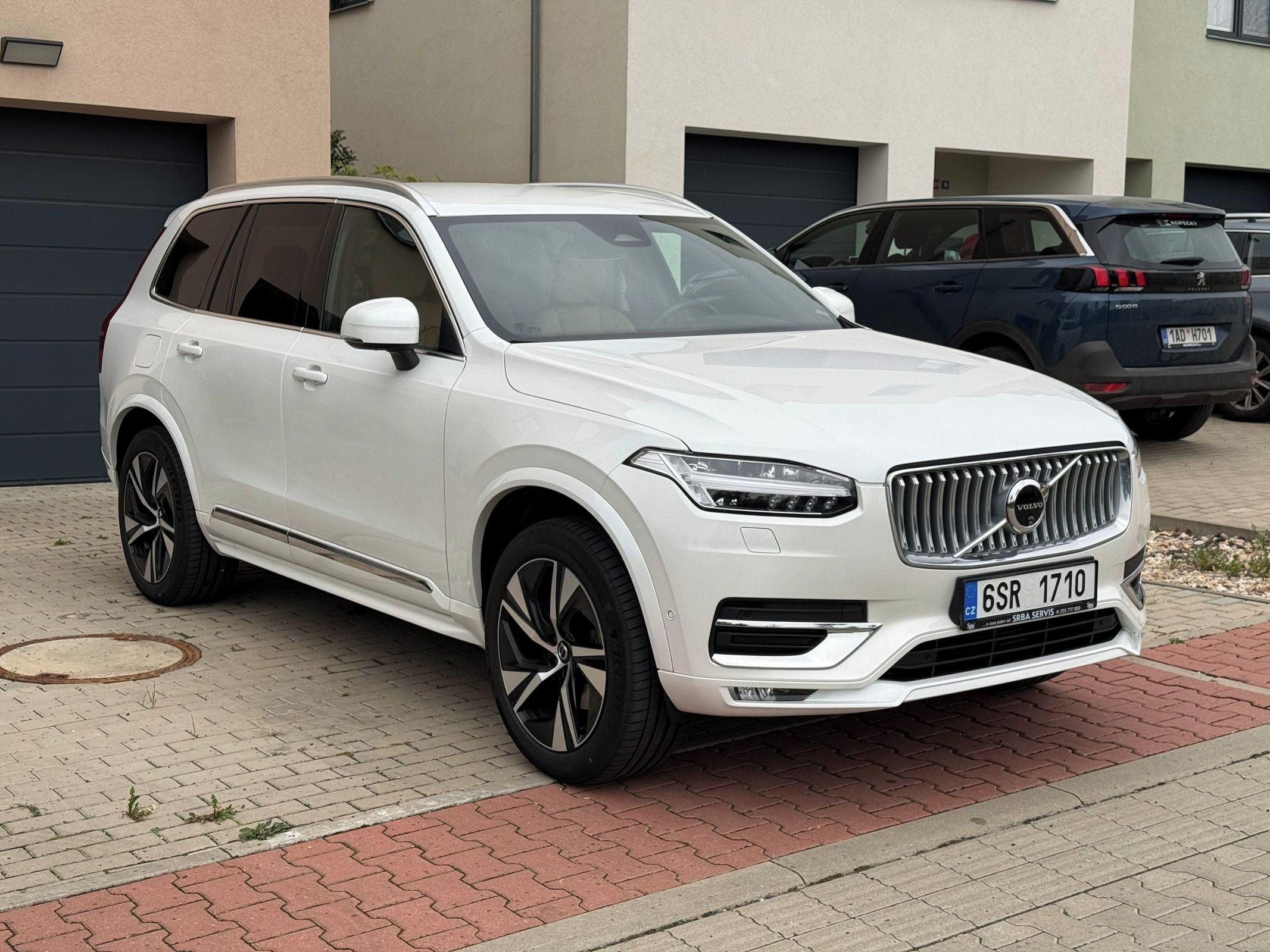 Volvo XC90, B5AWD PLUS BRIGHT,TAŽNÉ,ZÁRUKA - fotka 3