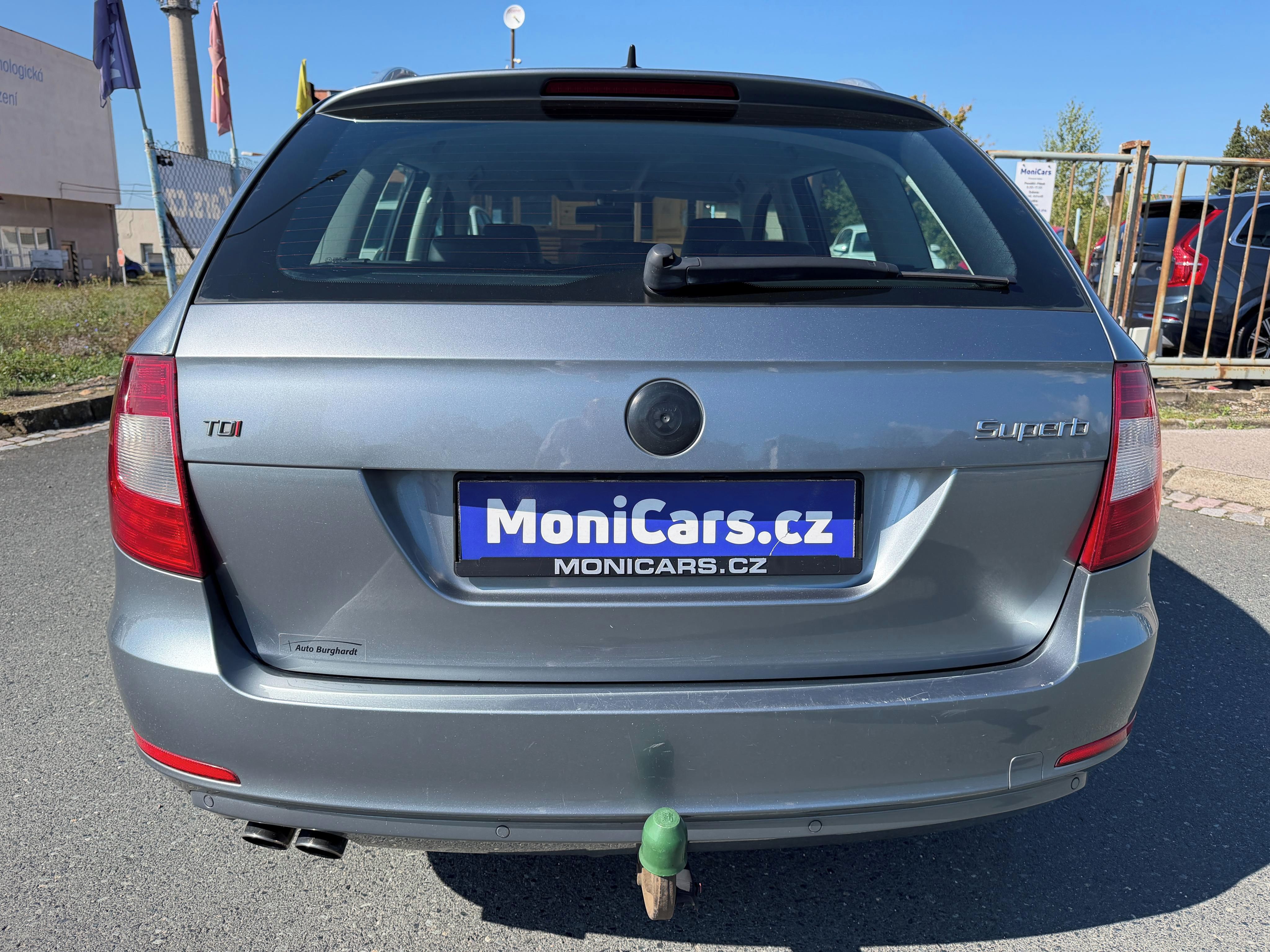 Škoda Superb, 2.0 TDi 103kW VÝBAVA, TAŽNÉ - fotka 6