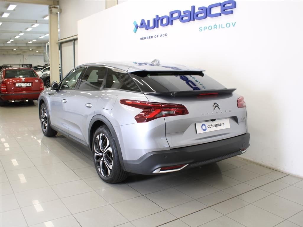 Citroën C5 X, 1,6 PHEV 225 Shine 12 170km ČR - fotka 3
