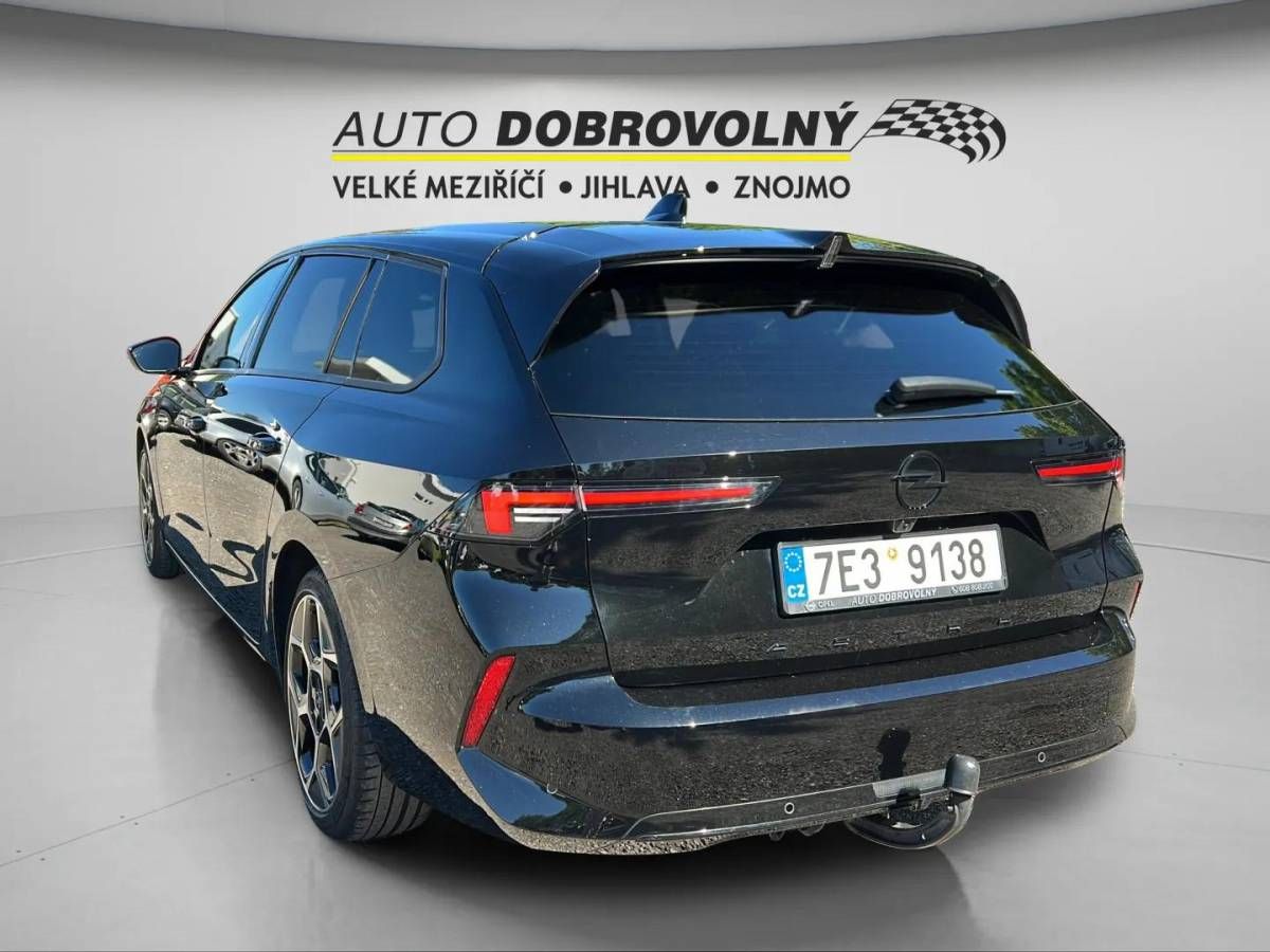 Opel Astra, Sports Tourer GS BlueHDi 96kW - fotka 5