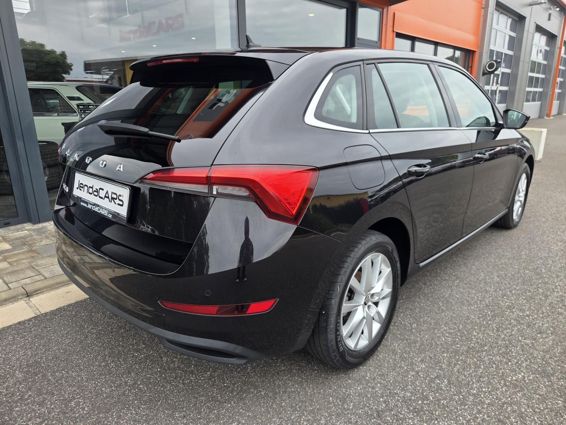 Škoda Scala, 1.5 TSI - fotka 2