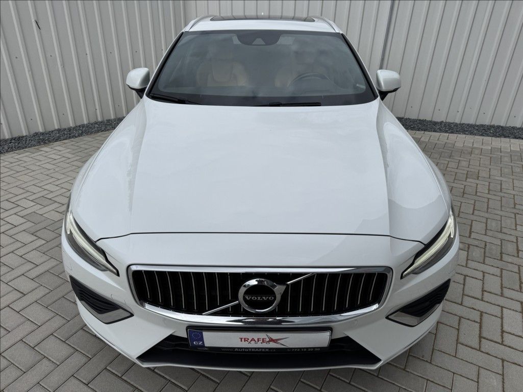Volvo V60, 2,0 T6 AWD Inscription DPH ČR - fotka 6