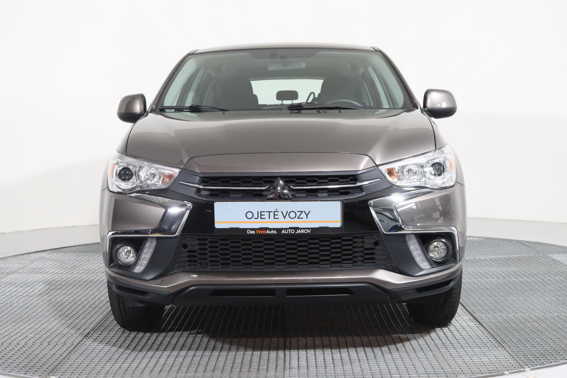Mitsubishi ASX, 100 let 1,6 MIVEC 86 KW - fotka 4