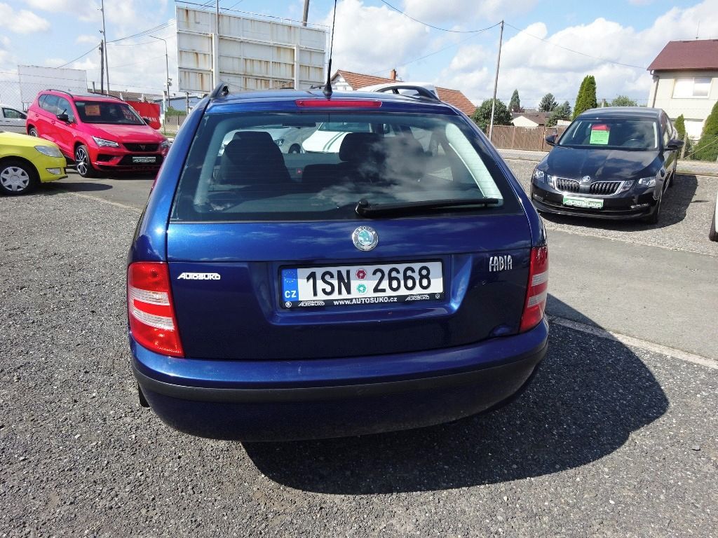 Škoda Fabia, COMBI Eleg.+KLMA-2006-ČR-2.Maj - fotka 5