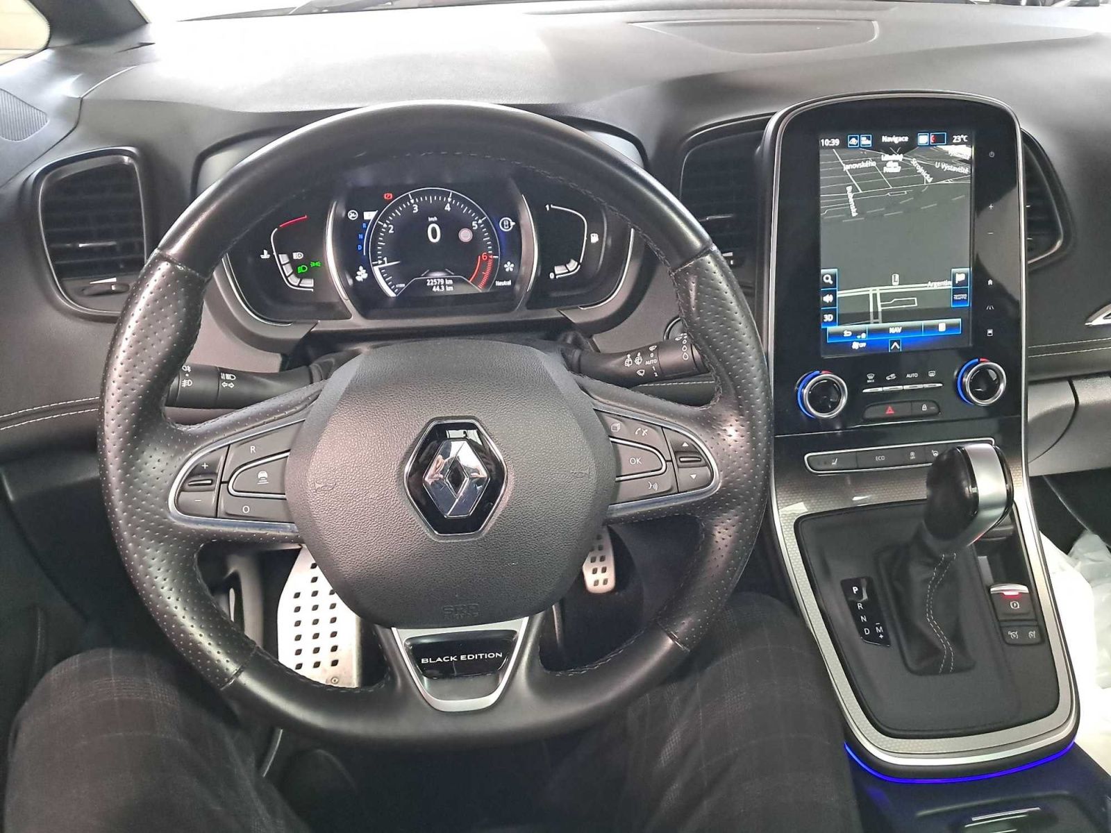 Renault Grand Scénic, 1.3 TCe, Automat, Serv.kniha - fotka 3