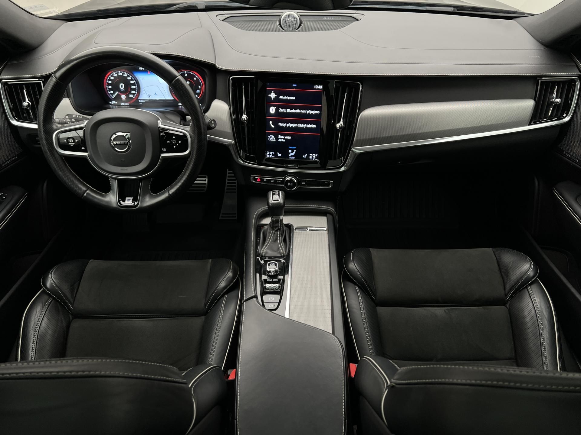 Volvo V90, D5 AWD R-DESIGN AUT - fotka 2