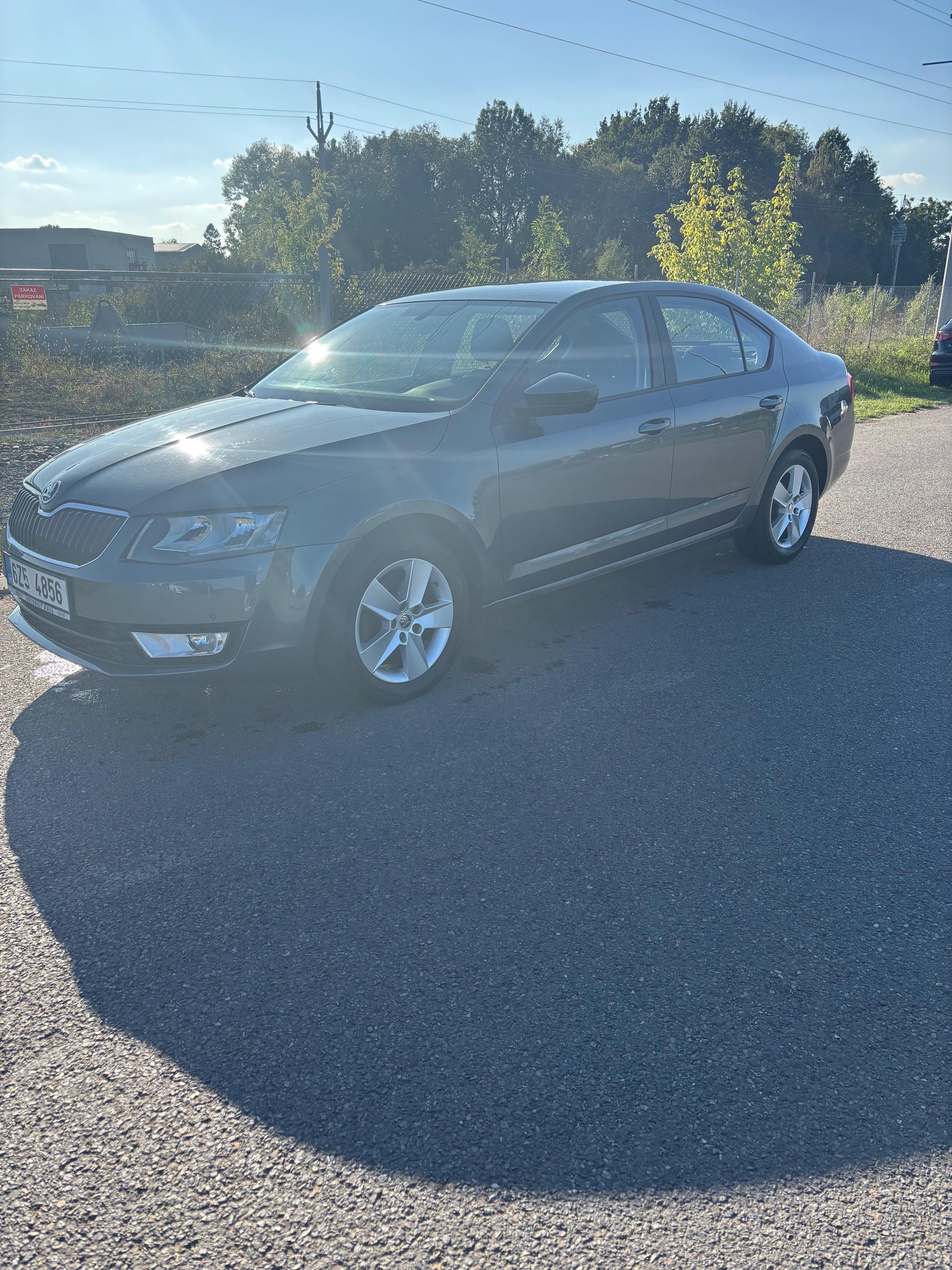 Škoda Octavia - fotka 4