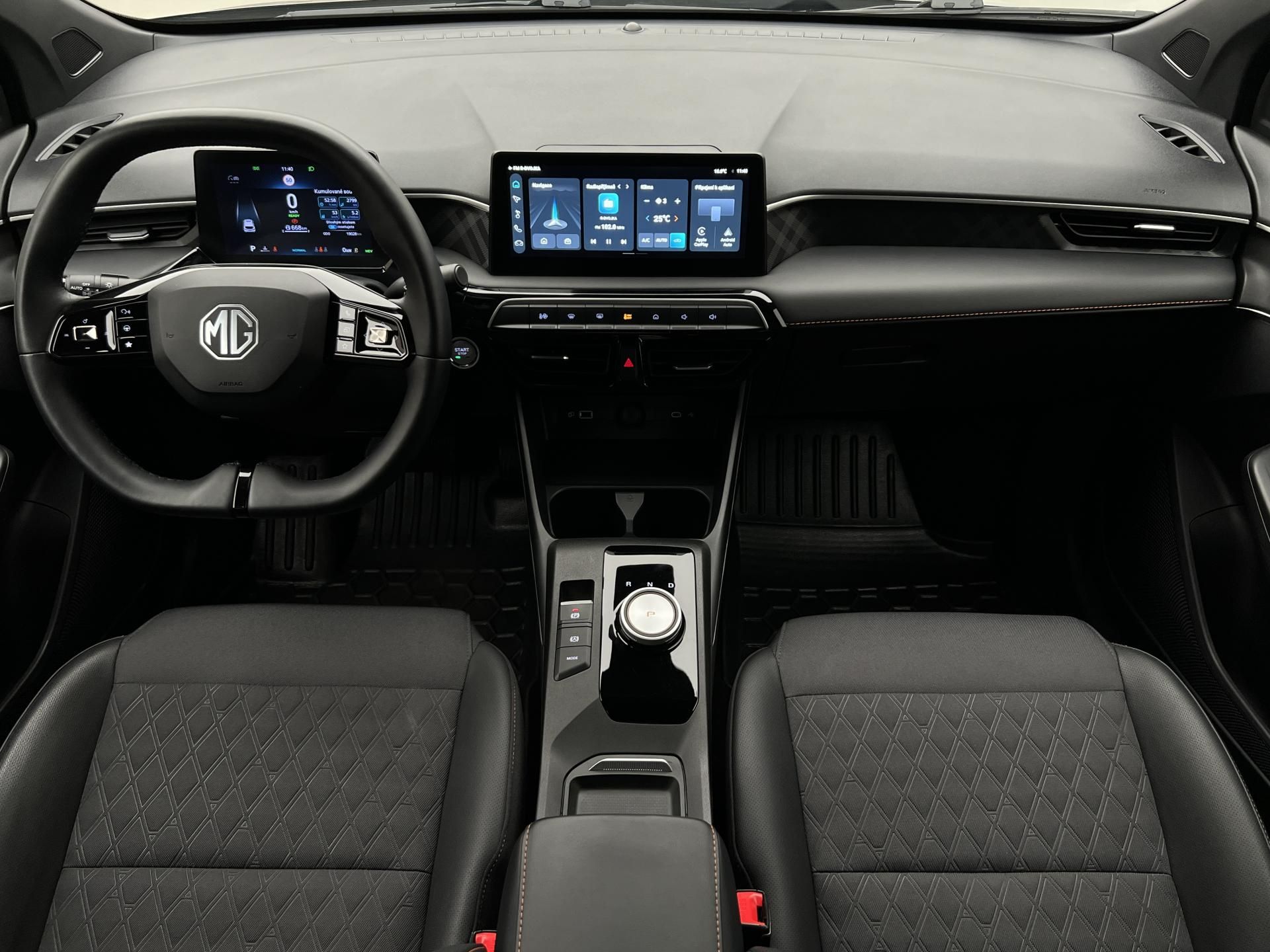 MG MG3, EXCLUSIVE HYBRID+ AUT CZ 1.maj - fotka 2