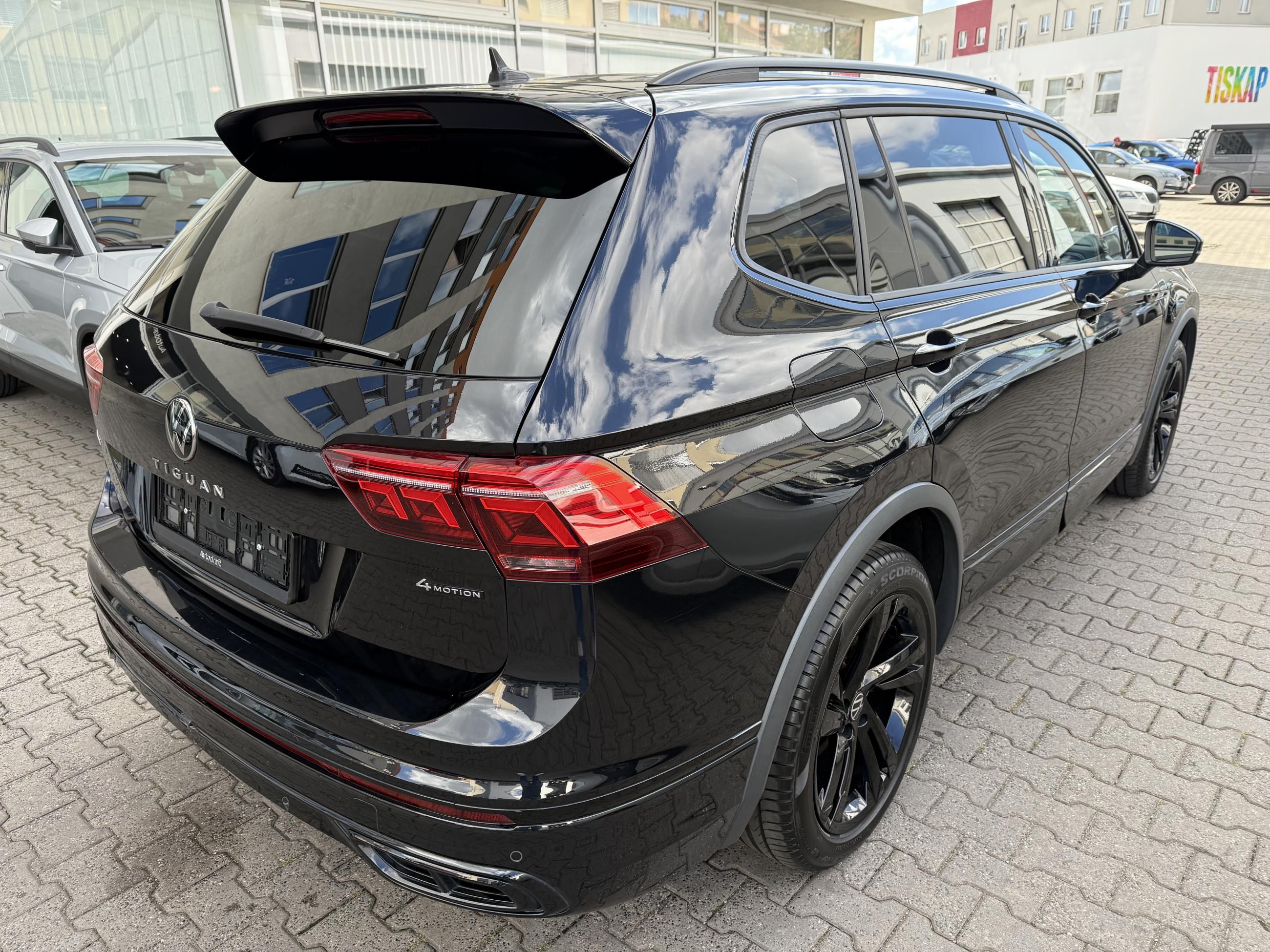 Volkswagen Tiguan Allspace, 2.0 TDI 147kW 4x4 DSG R-Line - fotka 6