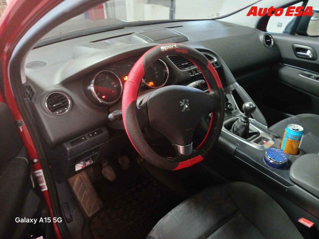Peugeot 3008, 1.6HDi,2.maj - fotka 3