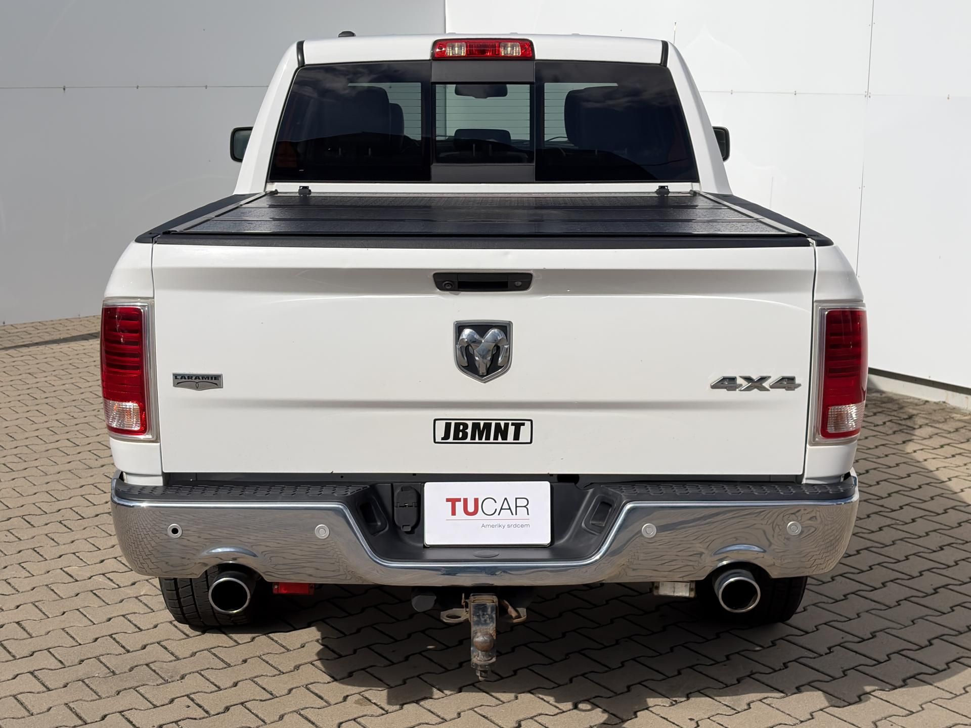 RAM 1500, Laramie V8 HEMI - fotka 4