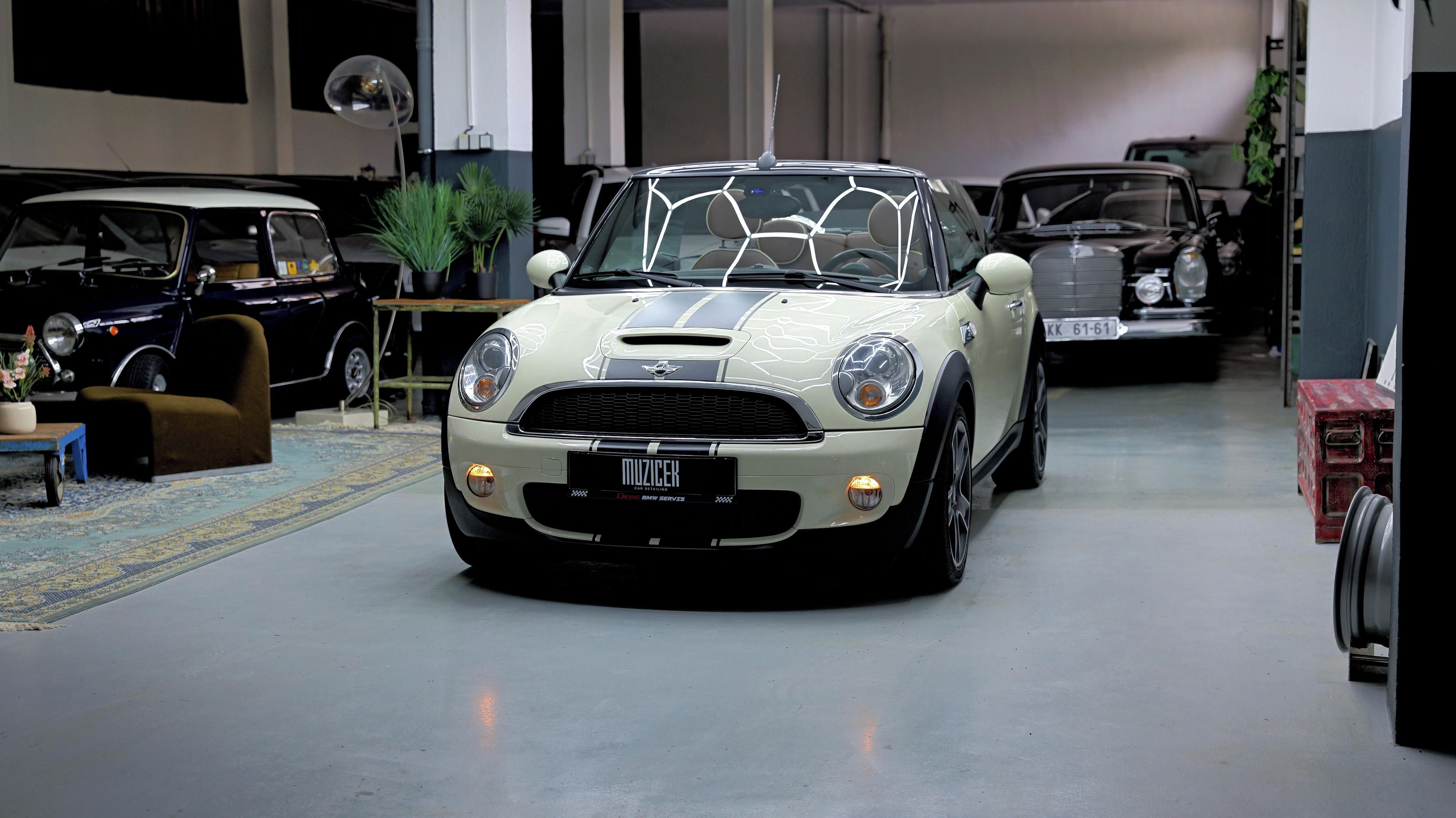 Mini Cooper S, cabrio | sportovní výfuk