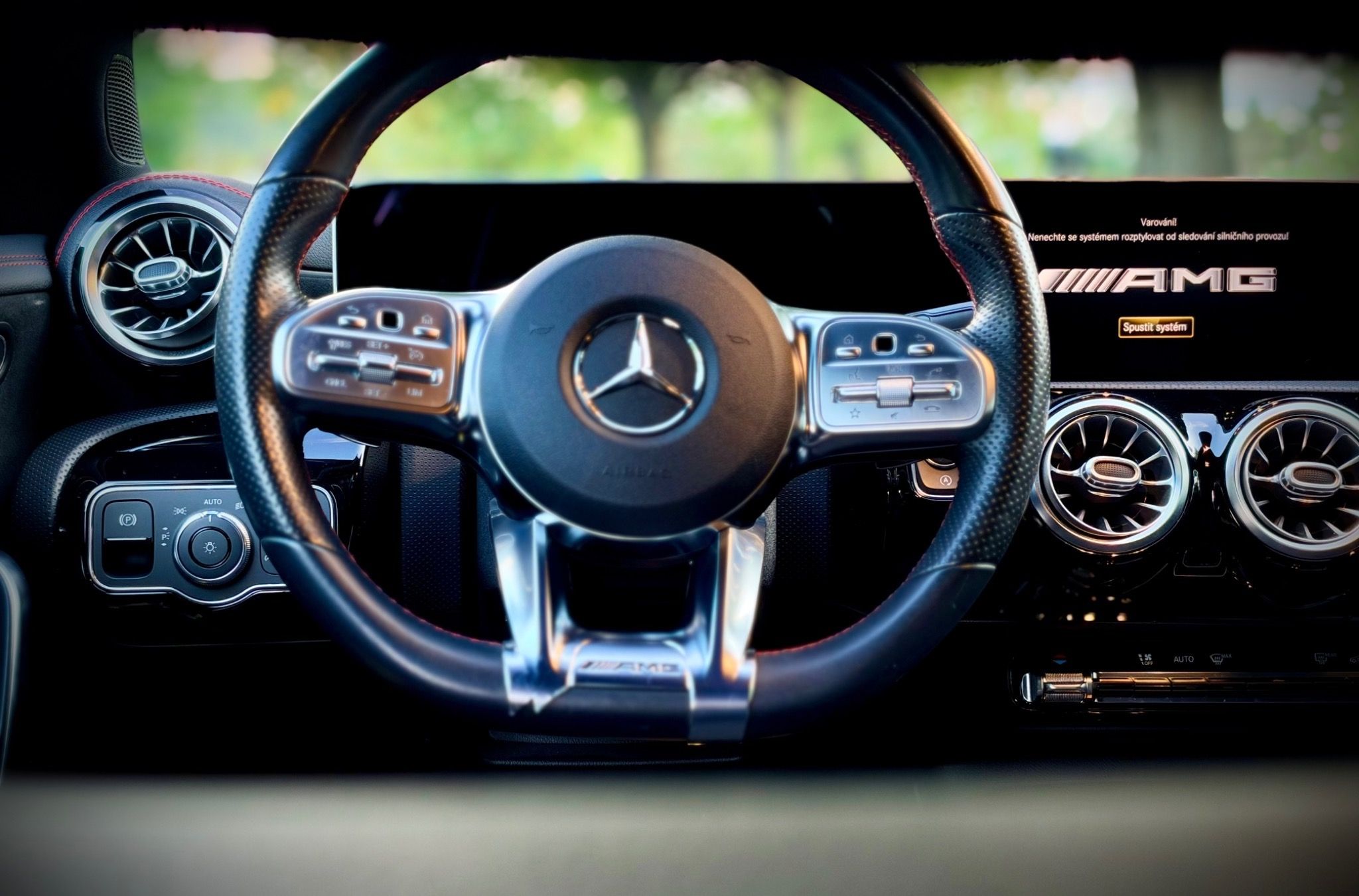 Mercedes-Benz CLA, Mercedes-AMG CLA 35 4MATIC Sho - fotka 5