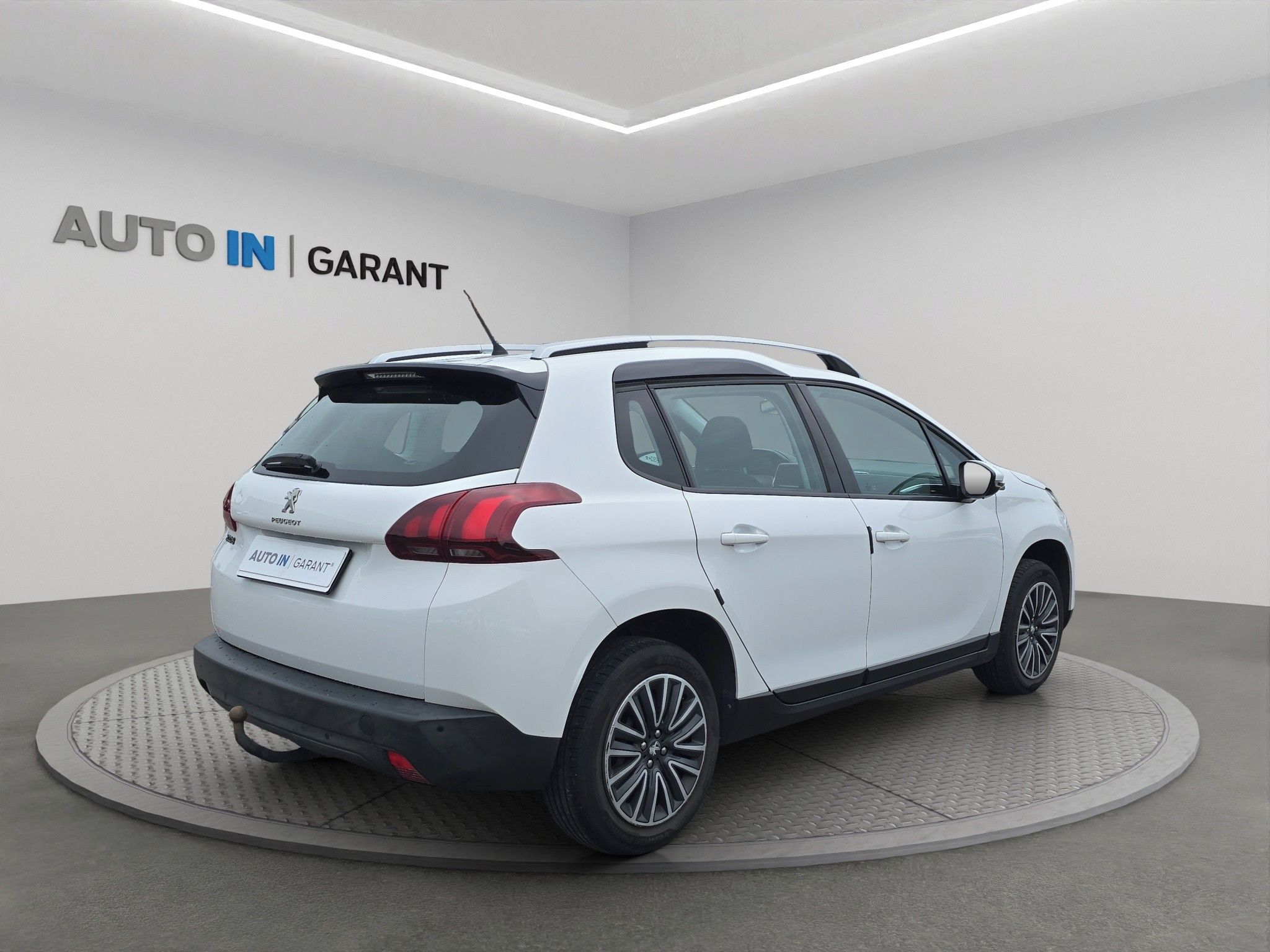 Peugeot 2008, 1.2i  61kW, Aut. klima, ČR, Ta - fotka 5